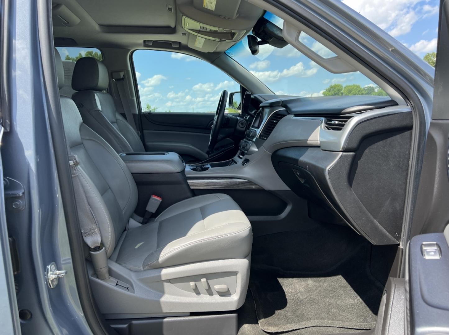 2015 BLUE /Gray Leather Chevrolet Tahoe LT 4WD (1GNSKBKC3FR) with an 5.3L V8 engine, Automatic transmission, located at 506 S. Kingshighway, Cape Girardeau, MO, 63703, (573) 235-5000, 37.294994, -89.556206 - 2015 Chevrolet Tahoe 1500 LT 138xxx miles 4 Wheel Drive 5.3L V8 Automatic Leather 3rd Row Navigation Rear Entertainment Power/Heated Seats Backup Camera Sunroof Bluetooth Cruise Power Windows/Locks/Mirrors We have financing available and we accept trades! Fill out a credit application - Photo#20