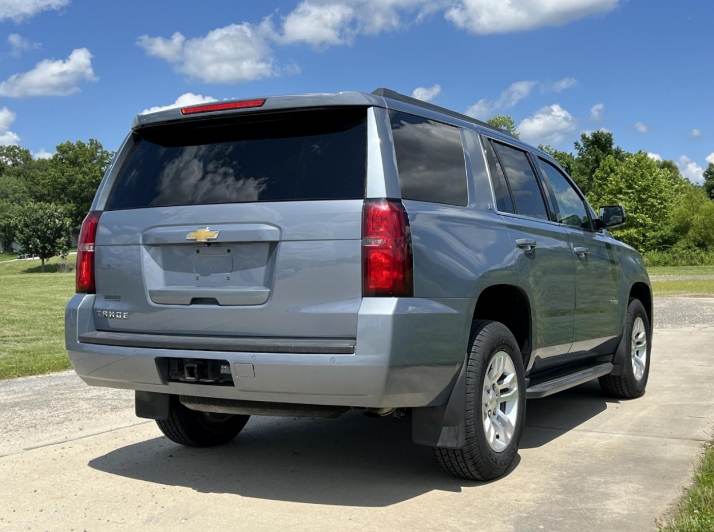2015 BLUE /Gray Leather Chevrolet Tahoe LT 4WD (1GNSKBKC3FR) with an 5.3L V8 engine, Automatic transmission, located at 506 S. Kingshighway, Cape Girardeau, MO, 63703, (573) 235-5000, 37.294994, -89.556206 - 2015 Chevrolet Tahoe 1500 LT 138xxx miles 4 Wheel Drive 5.3L V8 Automatic Leather 3rd Row Navigation Rear Entertainment Power/Heated Seats Backup Camera Sunroof Bluetooth Cruise Power Windows/Locks/Mirrors We have financing available and we accept trades! Fill out a credit application - Photo#13