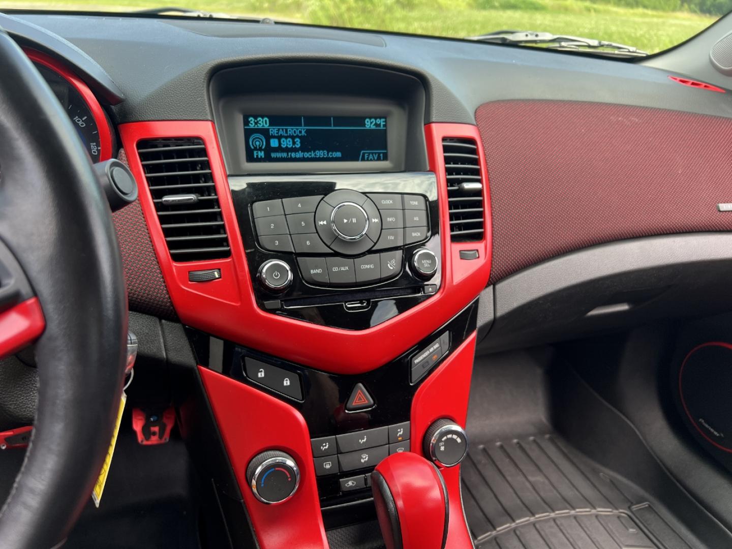 2012 RED /Black Cloth Chevrolet Cruze 1LT (1G1PF5SC5C7) with an 1.4L 4 Cyl. TURBO engine, Automatic transmission, located at 506 S. Kingshighway, Cape Girardeau, MO, 63703, (573) 235-5000, 37.294994, -89.556206 - 2012 Chevrolet Cruze LT 152xxx miles Front Wheel Drive 1.4L 4 Cyl. Automatic Power Driver Seat Sunroof Cruise Remote Start Power Windows/Locks/Mirrors We have financing available and we accept trades! Fill out a credit application on our website or come by today! If you have any questions - Photo#23