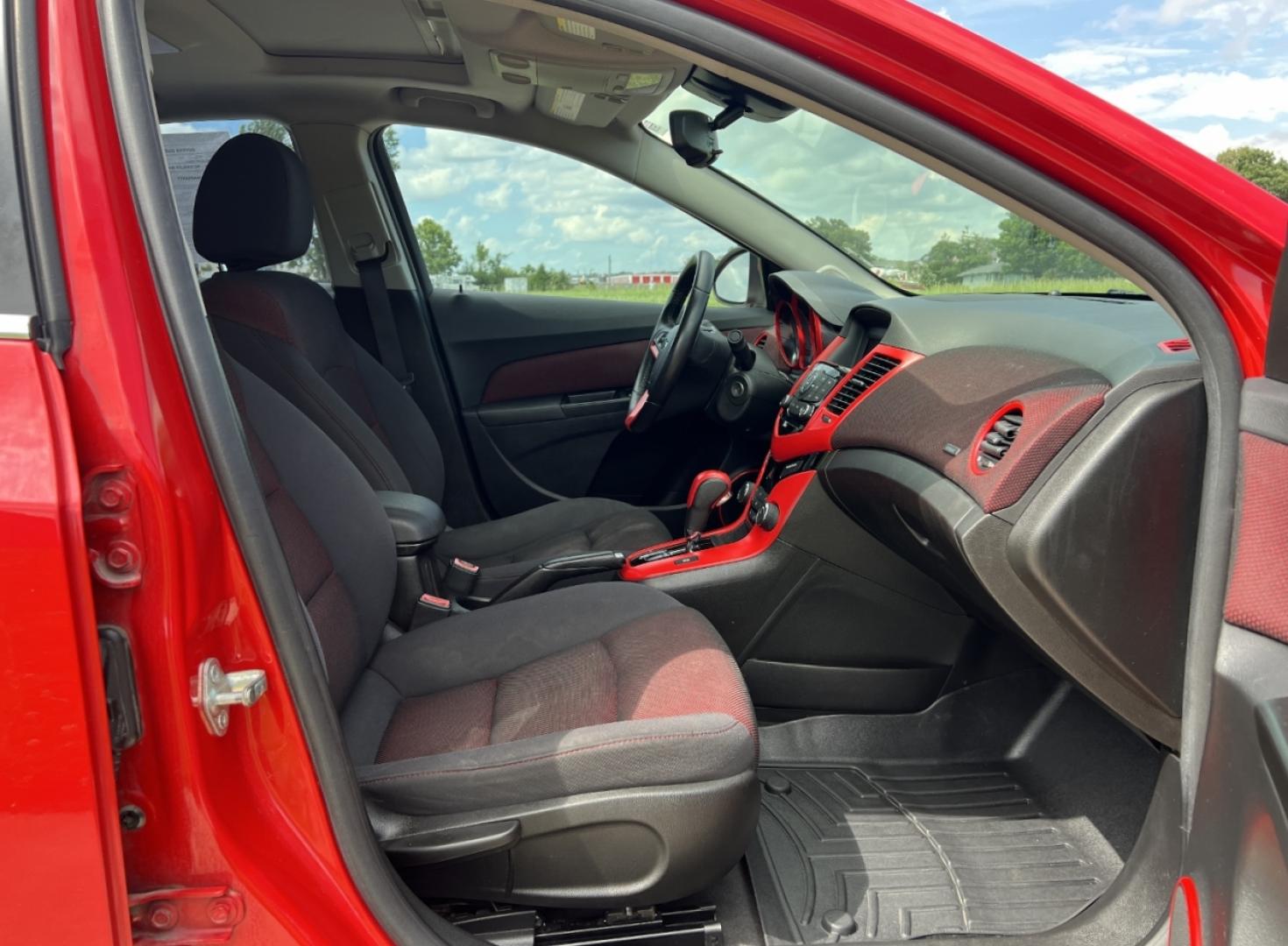 2012 RED /Black Cloth Chevrolet Cruze 1LT (1G1PF5SC5C7) with an 1.4L 4 Cyl. TURBO engine, Automatic transmission, located at 506 S. Kingshighway, Cape Girardeau, MO, 63703, (573) 235-5000, 37.294994, -89.556206 - 2012 Chevrolet Cruze LT 152xxx miles Front Wheel Drive 1.4L 4 Cyl. Automatic Power Driver Seat Sunroof Cruise Remote Start Power Windows/Locks/Mirrors We have financing available and we accept trades! Fill out a credit application on our website or come by today! If you have any questions - Photo#15
