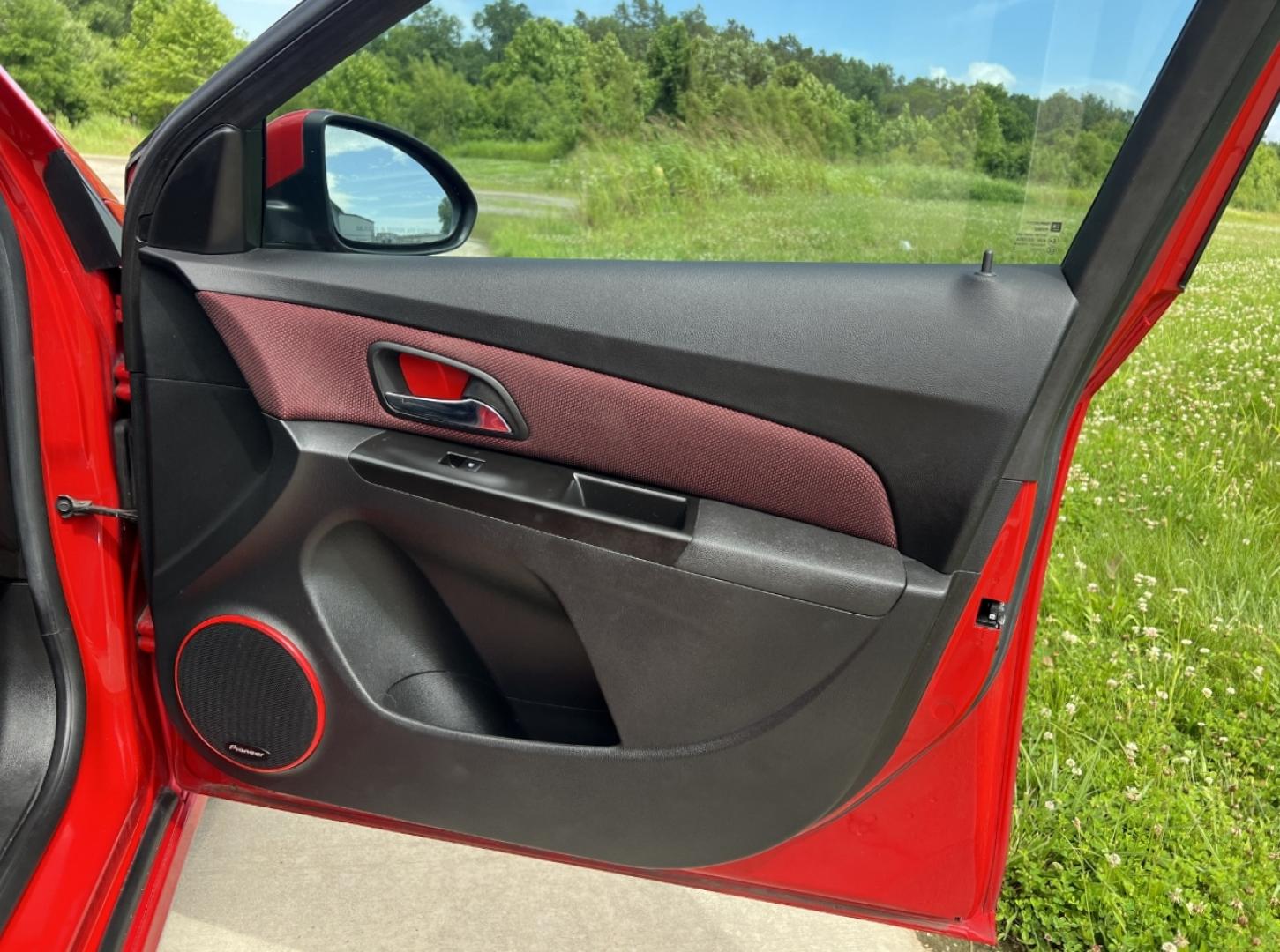 2012 RED /Black Cloth Chevrolet Cruze 1LT (1G1PF5SC5C7) with an 1.4L 4 Cyl. TURBO engine, Automatic transmission, located at 506 S. Kingshighway, Cape Girardeau, MO, 63703, (573) 235-5000, 37.294994, -89.556206 - 2012 Chevrolet Cruze LT 152xxx miles Front Wheel Drive 1.4L 4 Cyl. Automatic Power Driver Seat Sunroof Cruise Remote Start Power Windows/Locks/Mirrors We have financing available and we accept trades! Fill out a credit application on our website or come by today! If you have any questions - Photo#14