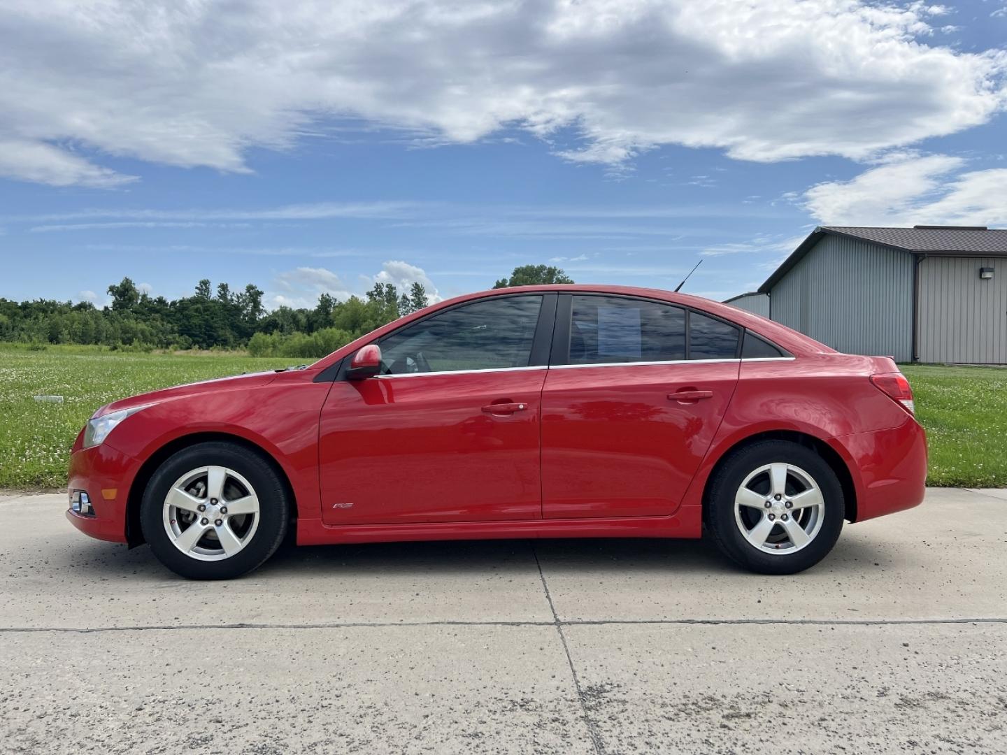 2012 RED /Black Cloth Chevrolet Cruze 1LT (1G1PF5SC5C7) with an 1.4L 4 Cyl. TURBO engine, Automatic transmission, located at 506 S. Kingshighway, Cape Girardeau, MO, 63703, (573) 235-5000, 37.294994, -89.556206 - 2012 Chevrolet Cruze LT 152xxx miles Front Wheel Drive 1.4L 4 Cyl. Automatic Power Driver Seat Sunroof Cruise Remote Start Power Windows/Locks/Mirrors We have financing available and we accept trades! Fill out a credit application on our website or come by today! If you have any questions - Photo#6