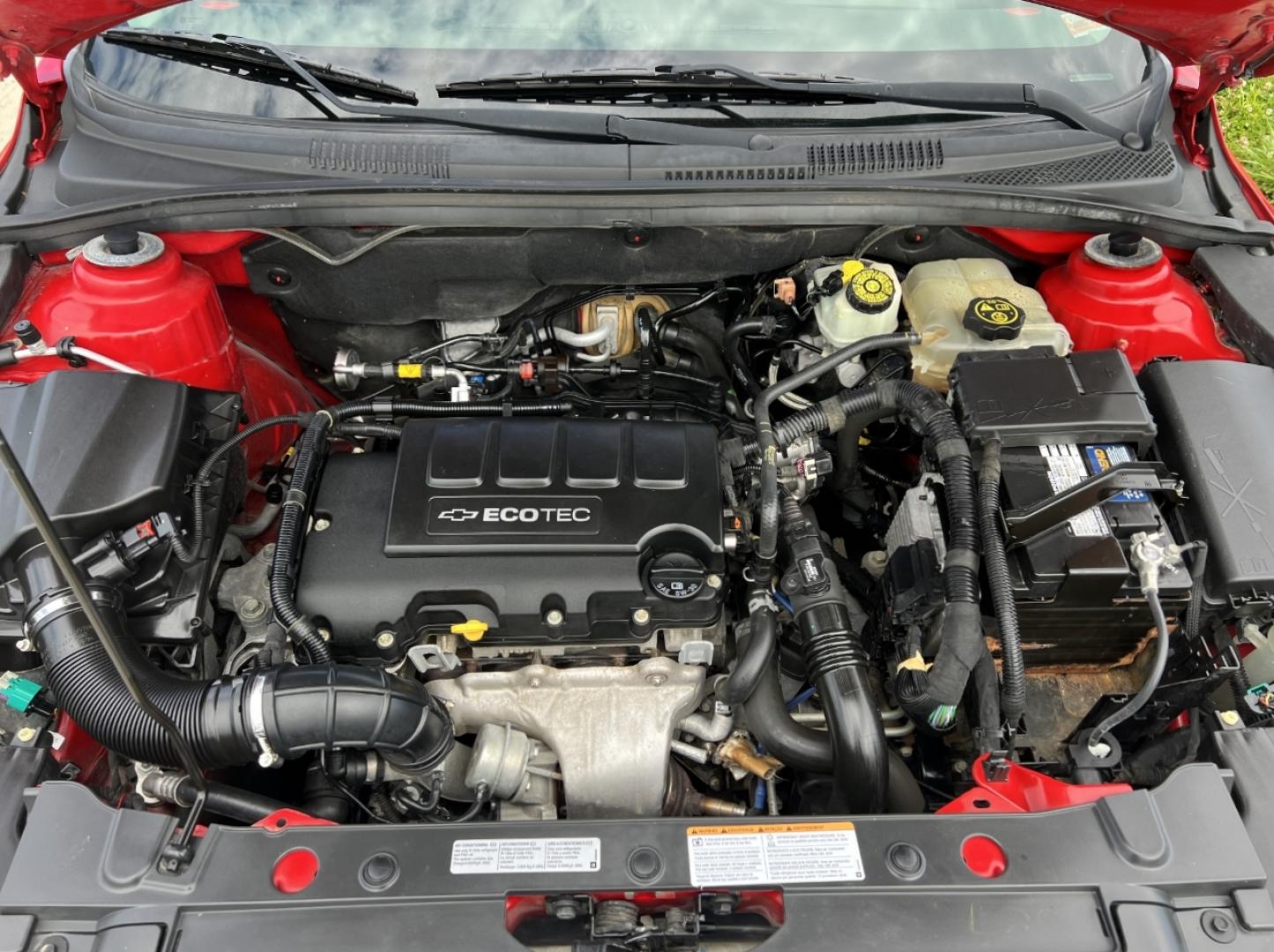 2012 RED /Black Cloth Chevrolet Cruze 1LT (1G1PF5SC5C7) with an 1.4L 4 Cyl. TURBO engine, Automatic transmission, located at 506 S. Kingshighway, Cape Girardeau, MO, 63703, (573) 235-5000, 37.294994, -89.556206 - 2012 Chevrolet Cruze LT 152xxx miles Front Wheel Drive 1.4L 4 Cyl. Automatic Power Driver Seat Sunroof Cruise Remote Start Power Windows/Locks/Mirrors We have financing available and we accept trades! Fill out a credit application on our website or come by today! If you have any questions - Photo#31