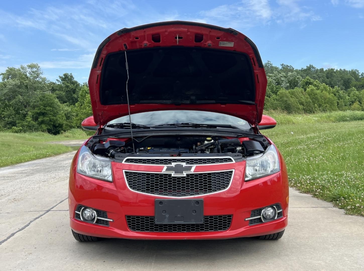 2012 RED /Black Cloth Chevrolet Cruze 1LT (1G1PF5SC5C7) with an 1.4L 4 Cyl. TURBO engine, Automatic transmission, located at 506 S. Kingshighway, Cape Girardeau, MO, 63703, (573) 235-5000, 37.294994, -89.556206 - 2012 Chevrolet Cruze LT 152xxx miles Front Wheel Drive 1.4L 4 Cyl. Automatic Power Driver Seat Sunroof Cruise Remote Start Power Windows/Locks/Mirrors We have financing available and we accept trades! Fill out a credit application on our website or come by today! If you have any questions - Photo#30