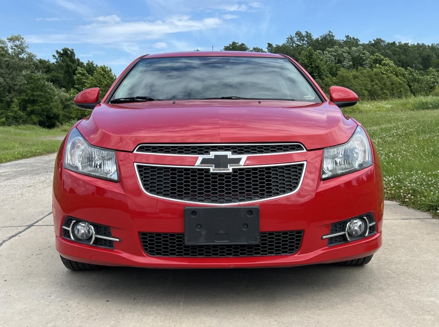 2012 RED /Black Cloth Chevrolet Cruze 1LT (1G1PF5SC5C7) with an 1.4L 4 Cyl. TURBO engine, Automatic transmission, located at 506 S. Kingshighway, Cape Girardeau, MO, 63703, (573) 235-5000, 37.294994, -89.556206 - 2012 Chevrolet Cruze LT 152xxx miles Front Wheel Drive 1.4L 4 Cyl. Automatic Power Driver Seat Sunroof Cruise Remote Start Power Windows/Locks/Mirrors We have financing available and we accept trades! Fill out a credit application on our website or come by today! If you have any questions - Photo#11