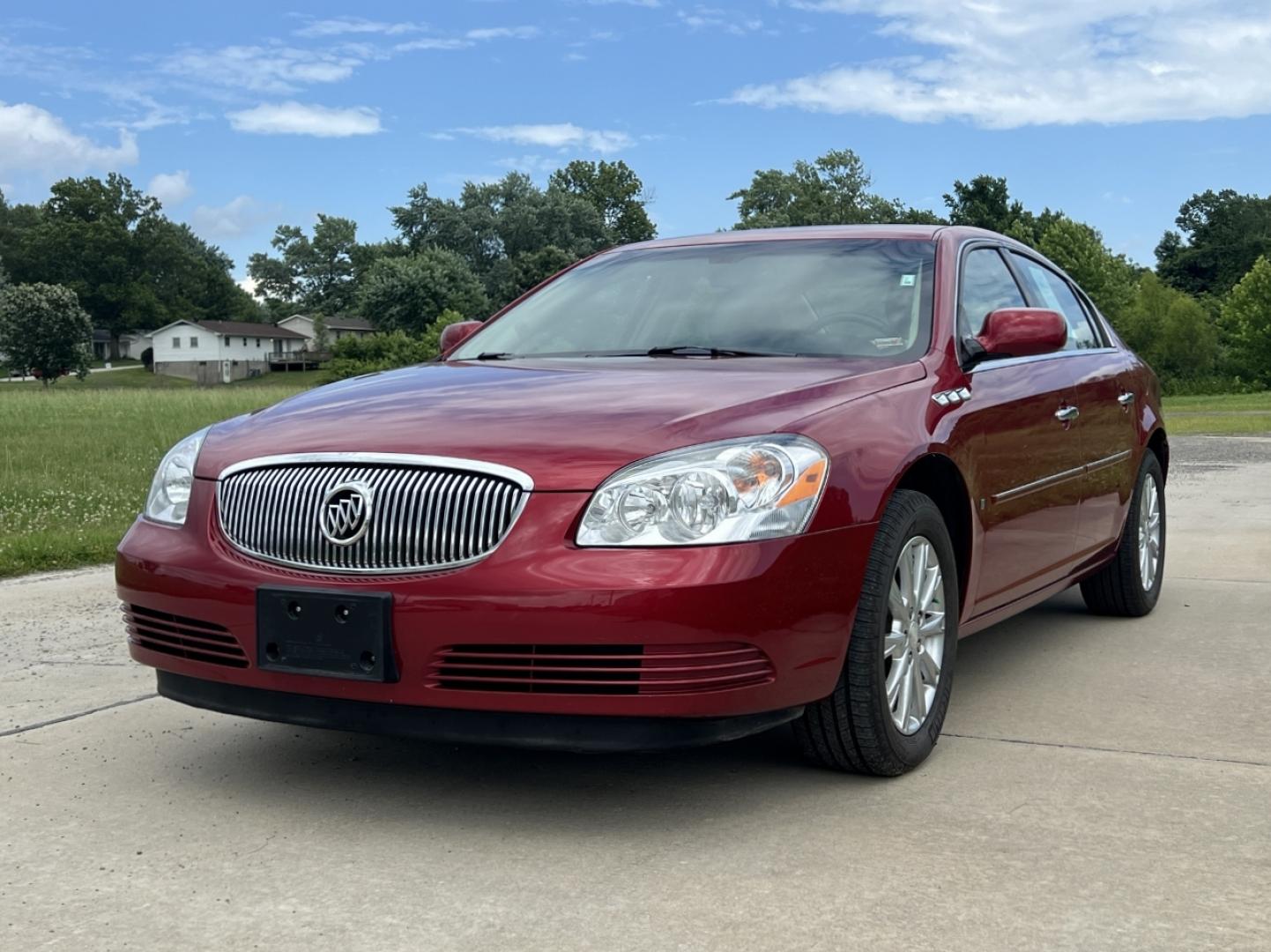 2009 RED /Tan Leather Buick Lucerne CXL (1G4HD57M99U) with an 3.9L V6 engine, Automatic transmission, located at 506 S. Kingshighway, Cape Girardeau, MO, 63703, (573) 235-5000, 37.294994, -89.556206 - 2009 Buick Lucerne CXL Local 1-Owner 100xxx miles Front Wheel Drive 3.9L V6 Automatic Leather Power/Heated Seats Heated Steering Wheel Cruise Power Windows/Locks/Mirrors We have financing available and we accept trades! Fill out a credit application on our website or come by today! If yo - Photo#4