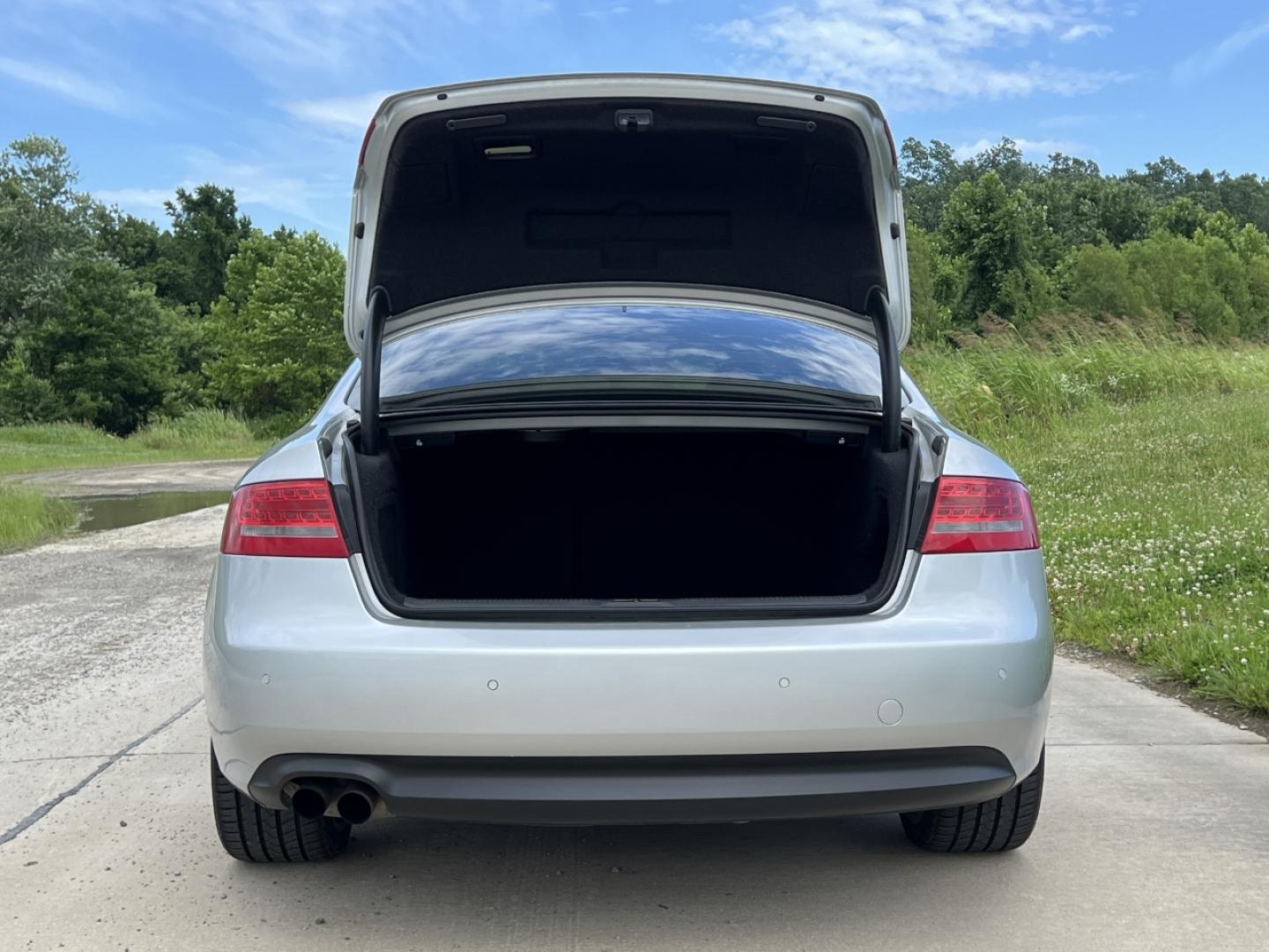 2012 SILVER /Black Leather Audi A5 Coupe 2.0T quattro Tiptronic (WAUVFAFR3CA) with an 2.0L 4 Cyl. TURBO engine, Automatic transmission, located at 506 S. Kingshighway, Cape Girardeau, MO, 63703, (573) 235-5000, 37.294994, -89.556206 - 2012 AUDI A5 2.0T Quattro Prestige 132xxx miles All Wheel Drive 2.0L 4 Cyl. Automatic Leather Navigation Power/Heated Seats Backup Camera Sunroof Bluetooth Cruise Power Windows/Locks/Mirrors We have financing available and we accept trades! Fill out a credit application on our website o - Photo#19