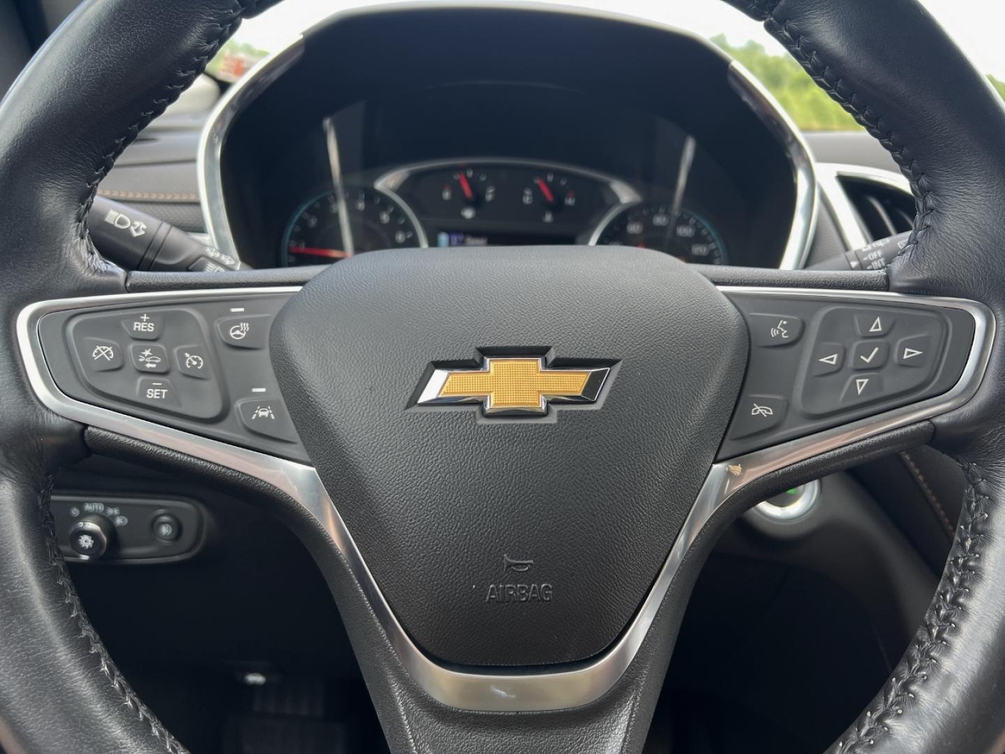 2018 WHITE /Black Leather Chevrolet Equinox Premier (2GNAXNEX4J6) with an 2.0L 4 Cyl. Hybrid engine, Automatic transmission, located at 506 S. Kingshighway, Cape Girardeau, MO, 63703, (573) 235-5000, 37.294994, -89.556206 - 2018 Chevrolet Equinox Premier 99xxx miles Front Wheel Drive 2.0L 4 Cyl. Automatic Leather Power/Heated/Cooled Seats Heated Rear Seats Heated Steering Wheel Backup Camera Bluetooth Remote Start Cruise Power Windows/Locks/Mirrors We have financing available and we accept trades! Fill ou - Photo#24