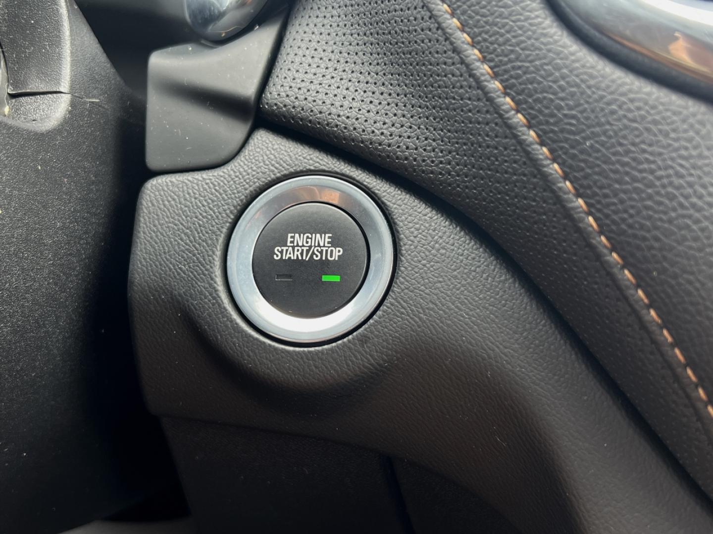 2018 WHITE /Black Leather Chevrolet Equinox Premier (2GNAXNEX4J6) with an 2.0L 4 Cyl. Hybrid engine, Automatic transmission, located at 506 S. Kingshighway, Cape Girardeau, MO, 63703, (573) 235-5000, 37.294994, -89.556206 - 2018 Chevrolet Equinox Premier 99xxx miles Front Wheel Drive 2.0L 4 Cyl. Automatic Leather Power/Heated/Cooled Seats Heated Rear Seats Heated Steering Wheel Backup Camera Bluetooth Remote Start Cruise Power Windows/Locks/Mirrors We have financing available and we accept trades! Fill ou - Photo#25