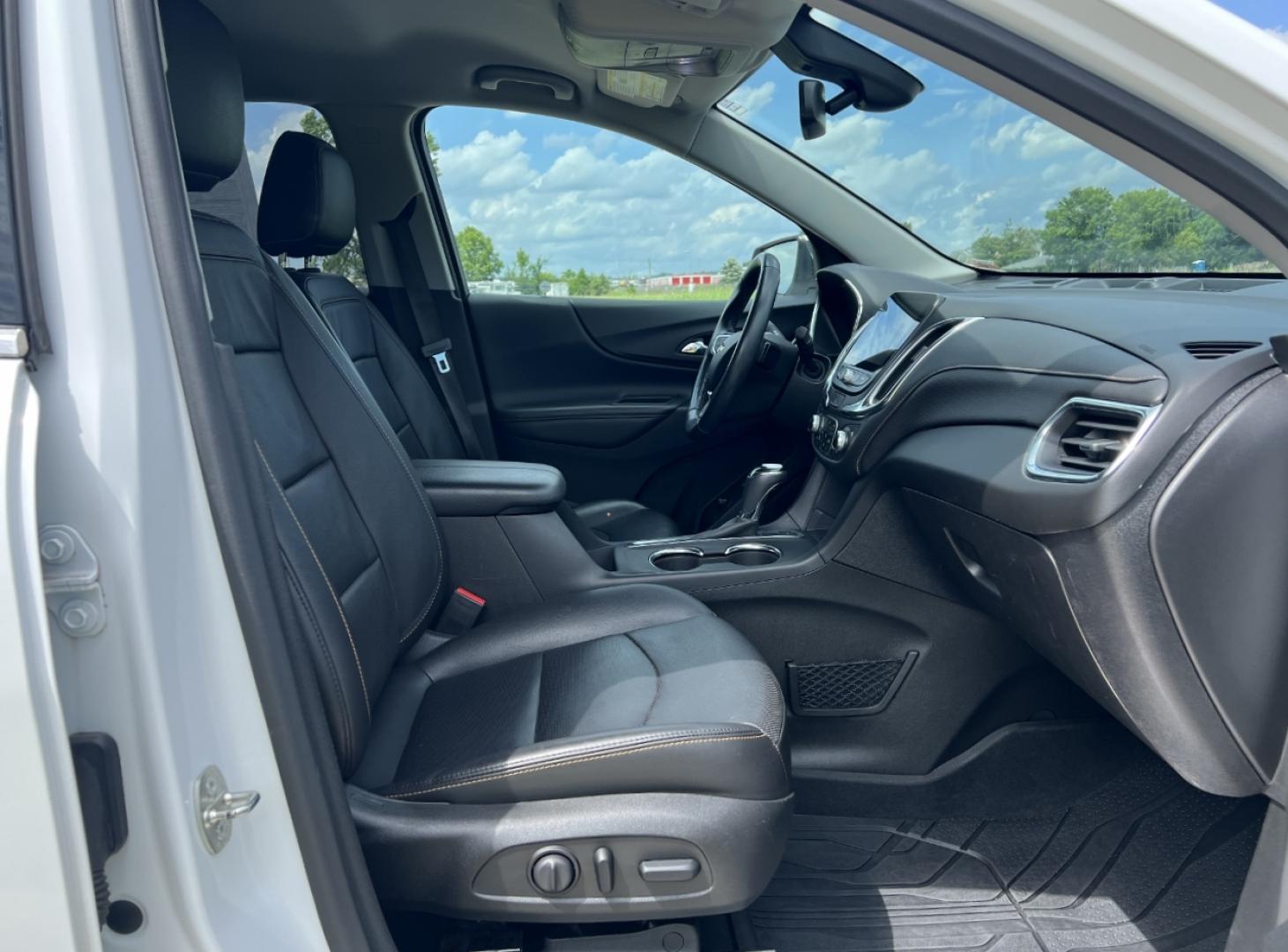2018 WHITE /Black Leather Chevrolet Equinox Premier (2GNAXNEX4J6) with an 2.0L 4 Cyl. Hybrid engine, Automatic transmission, located at 506 S. Kingshighway, Cape Girardeau, MO, 63703, (573) 235-5000, 37.294994, -89.556206 - 2018 Chevrolet Equinox Premier 99xxx miles Front Wheel Drive 2.0L 4 Cyl. Automatic Leather Power/Heated/Cooled Seats Heated Rear Seats Heated Steering Wheel Backup Camera Bluetooth Remote Start Cruise Power Windows/Locks/Mirrors We have financing available and we accept trades! Fill ou - Photo#17
