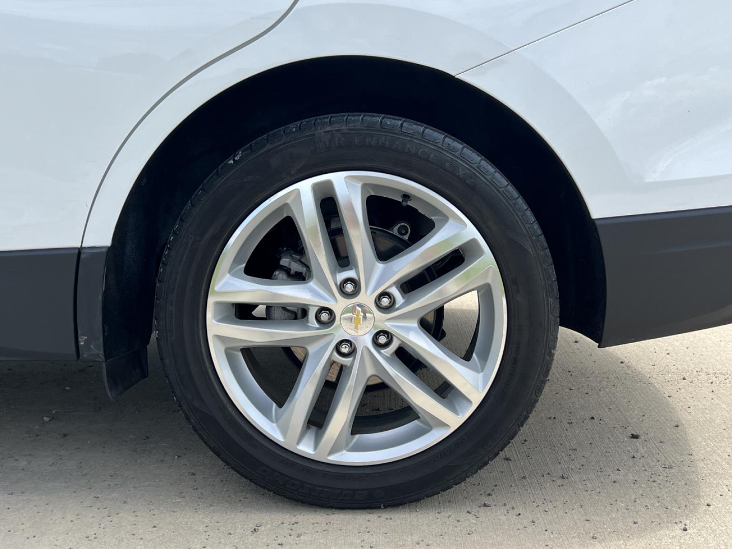 2018 WHITE /Black Leather Chevrolet Equinox Premier (2GNAXNEX4J6) with an 2.0L 4 Cyl. Hybrid engine, Automatic transmission, located at 506 S. Kingshighway, Cape Girardeau, MO, 63703, (573) 235-5000, 37.294994, -89.556206 - 2018 Chevrolet Equinox Premier 99xxx miles Front Wheel Drive 2.0L 4 Cyl. Automatic Leather Power/Heated/Cooled Seats Heated Rear Seats Heated Steering Wheel Backup Camera Bluetooth Remote Start Cruise Power Windows/Locks/Mirrors We have financing available and we accept trades! Fill ou - Photo#39