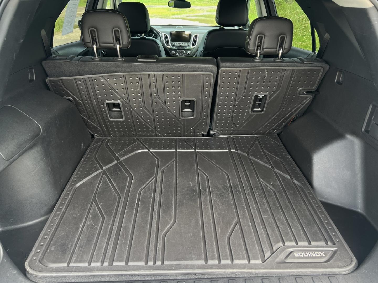 2018 WHITE /Black Leather Chevrolet Equinox Premier (2GNAXNEX4J6) with an 2.0L 4 Cyl. Hybrid engine, Automatic transmission, located at 506 S. Kingshighway, Cape Girardeau, MO, 63703, (573) 235-5000, 37.294994, -89.556206 - 2018 Chevrolet Equinox Premier 99xxx miles Front Wheel Drive 2.0L 4 Cyl. Automatic Leather Power/Heated/Cooled Seats Heated Rear Seats Heated Steering Wheel Backup Camera Bluetooth Remote Start Cruise Power Windows/Locks/Mirrors We have financing available and we accept trades! Fill ou - Photo#21