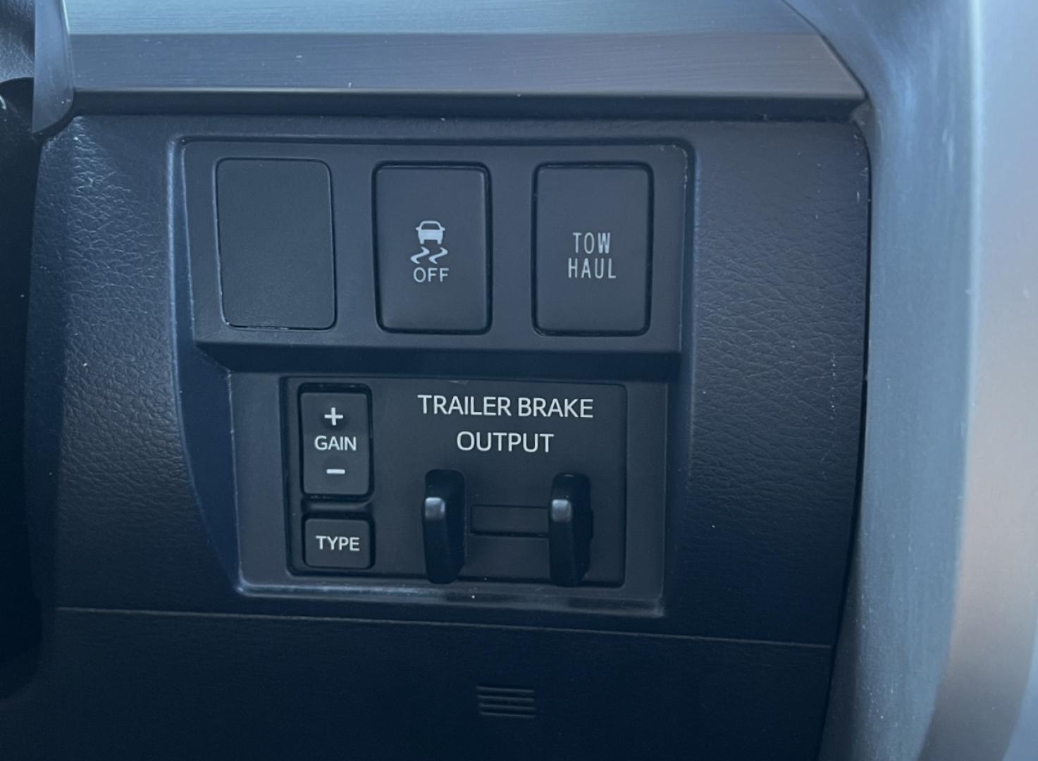 2017 GRAY /Black Leather Toyota Tundra TRD Pro (5TFDW5F19HX) with an 5.7L V8 engine, Automatic transmission, located at 2990 Old Orchard Rd., Jackson, MO, 63755, 37.354214, -89.612106 - 2017 Toyota Tundra TRD Pro 222xxx miles 4x4 5.7L V8 Automatic Leather New Tires Rear Entertainment Navigation Backup Camera Power Driver Seat Bluetooth Cruise Power Windows/Locks/Mirrors We have financing available and we accept trades! Fill out a credit application on our website or c - Photo#27