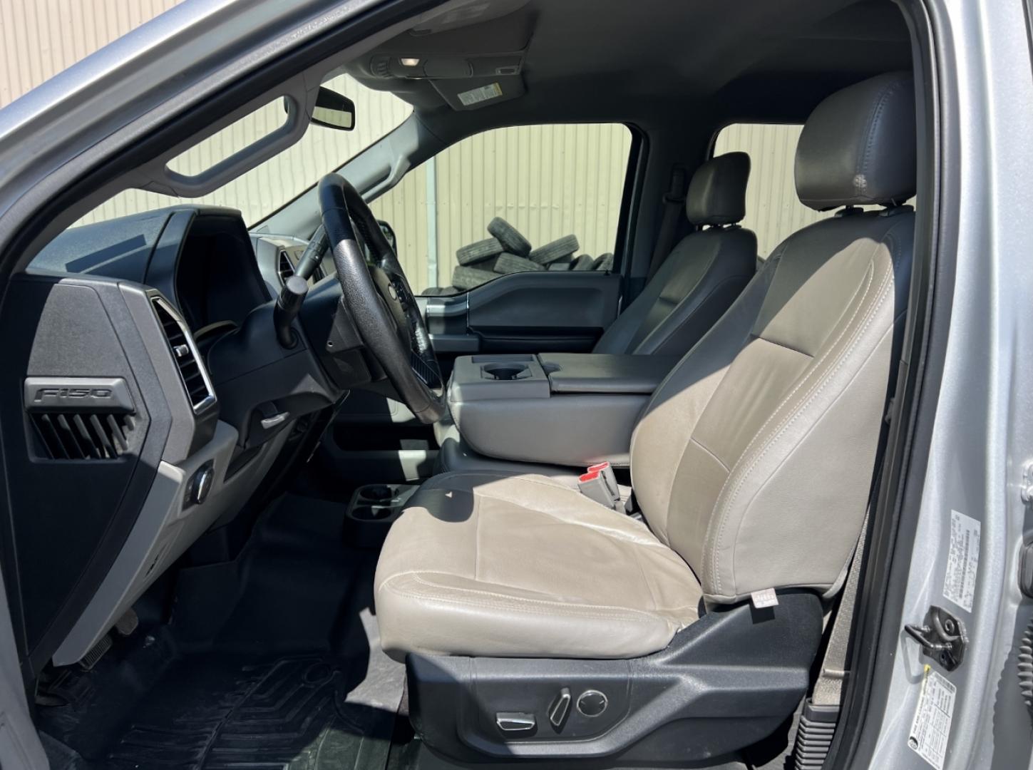2016 SILVER /Gray Leather Ford F-150 XLT SuperCrew 6.5-ft. Bed 4WD (1FTEW1EF6GK) with an 5.0L V8 engine, Automatic transmission, located at 2990 Old Orchard Rd., Jackson, MO, 63755, 37.354214, -89.612106 - We have financing available and we accept trades! Fill out a credit application on our website or come by today! If you have any questions, give us a call at (573) 204-7777 or visit our website at firstautocredit.com. - Photo#6
