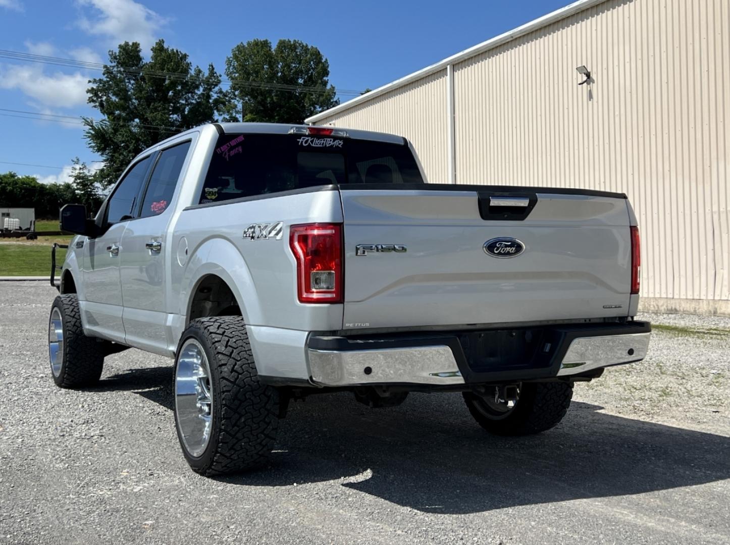2016 SILVER /Gray Leather Ford F-150 XLT SuperCrew 6.5-ft. Bed 4WD (1FTEW1EF6GK) with an 5.0L V8 engine, Automatic transmission, located at 2990 Old Orchard Rd., Jackson, MO, 63755, 37.354214, -89.612106 - We have financing available and we accept trades! Fill out a credit application on our website or come by today! If you have any questions, give us a call at (573) 204-7777 or visit our website at firstautocredit.com. - Photo#9