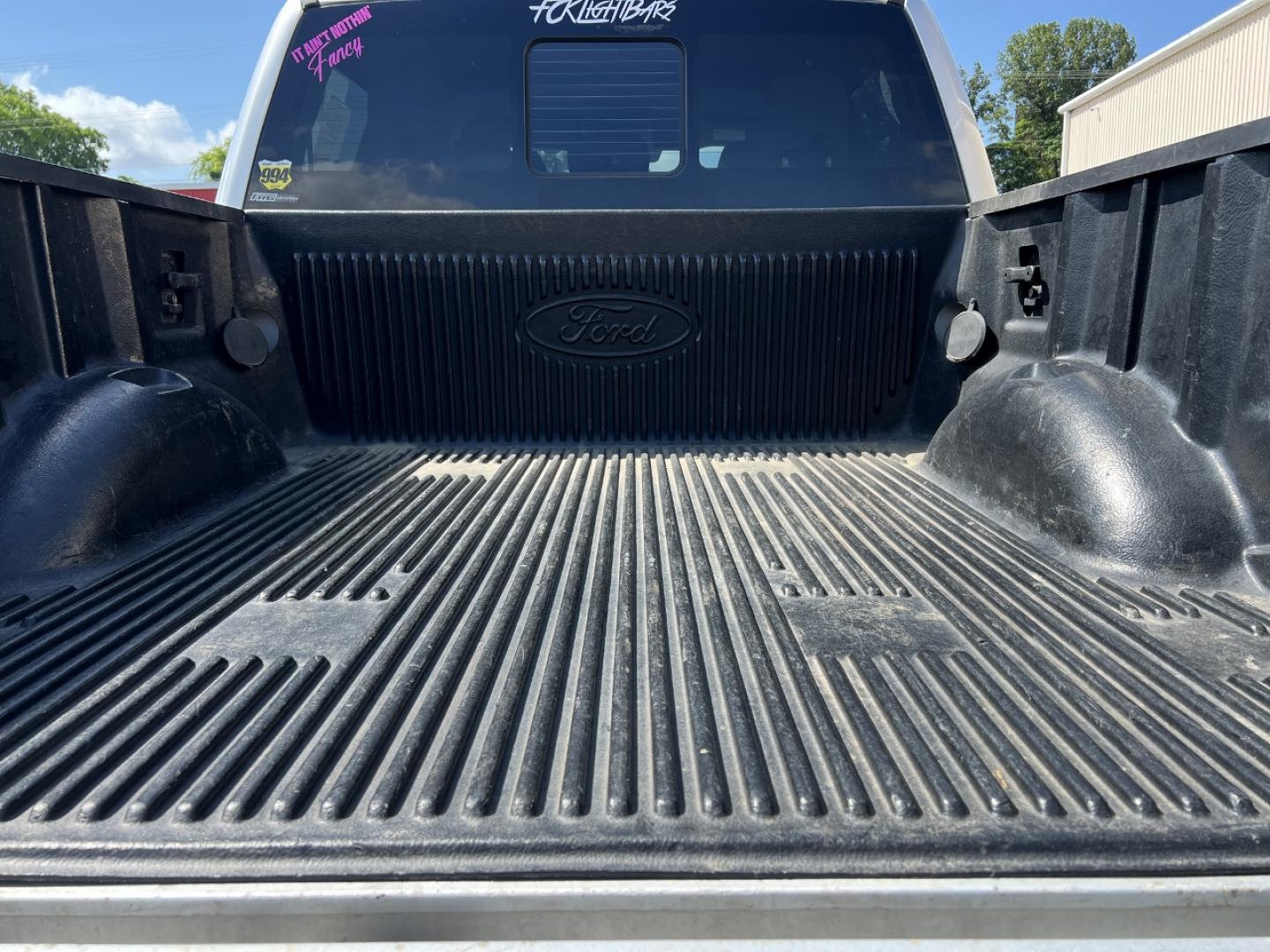 2016 SILVER /Gray Leather Ford F-150 XLT SuperCrew 6.5-ft. Bed 4WD (1FTEW1EF6GK) with an 5.0L V8 engine, Automatic transmission, located at 2990 Old Orchard Rd., Jackson, MO, 63755, 37.354214, -89.612106 - We have financing available and we accept trades! Fill out a credit application on our website or come by today! If you have any questions, give us a call at (573) 204-7777 or visit our website at firstautocredit.com. - Photo#10