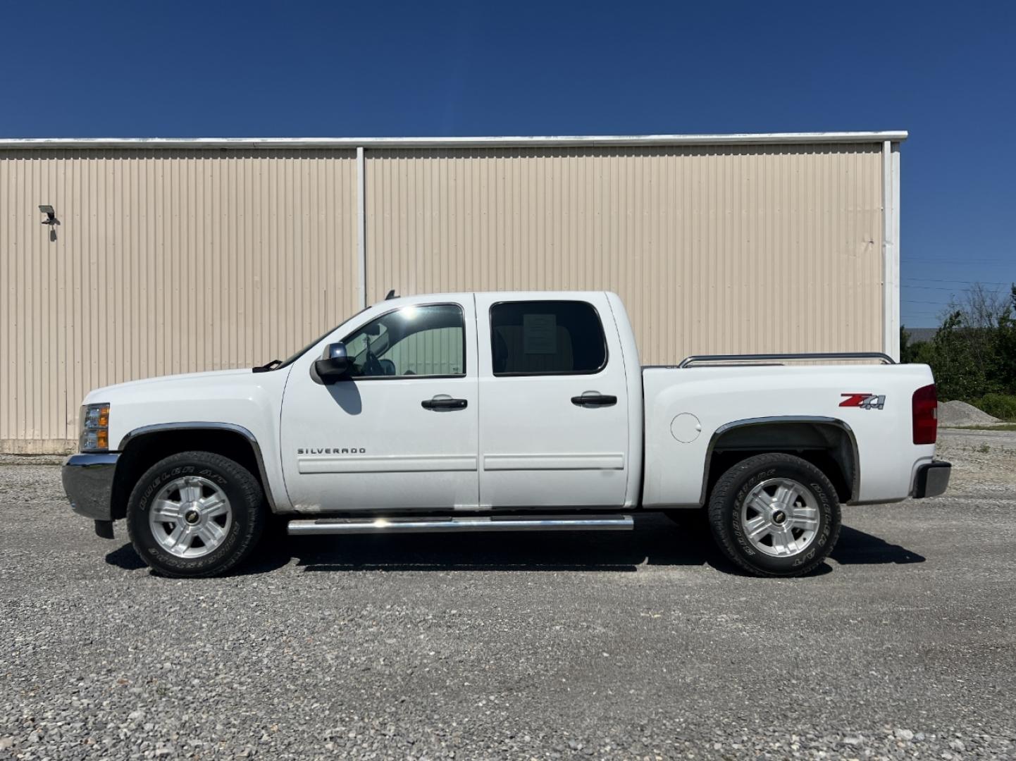 2013 WHITE /Tan Leather Chevrolet Silverado 1500 LT Crew Cab 4WD (3GCPKSE78DG) with an 5.3L V8 engine, Automatic transmission, located at 2990 Old Orchard Rd., Jackson, MO, 63755, 37.354214, -89.612106 - We have financing available and we accept trades! Fill out a credit application on our website or come by today! If you have any questions, give us a call at (573) 204-7777 or visit our website at firstautocredit.com. - Photo#7