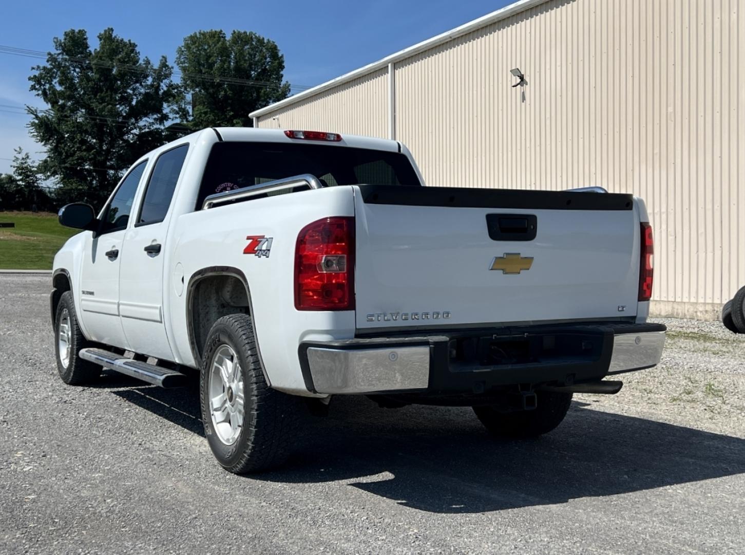 2013 WHITE /Tan Leather Chevrolet Silverado 1500 LT Crew Cab 4WD (3GCPKSE78DG) with an 5.3L V8 engine, Automatic transmission, located at 2990 Old Orchard Rd., Jackson, MO, 63755, 37.354214, -89.612106 - We have financing available and we accept trades! Fill out a credit application on our website or come by today! If you have any questions, give us a call at (573) 204-7777 or visit our website at firstautocredit.com. - Photo#8