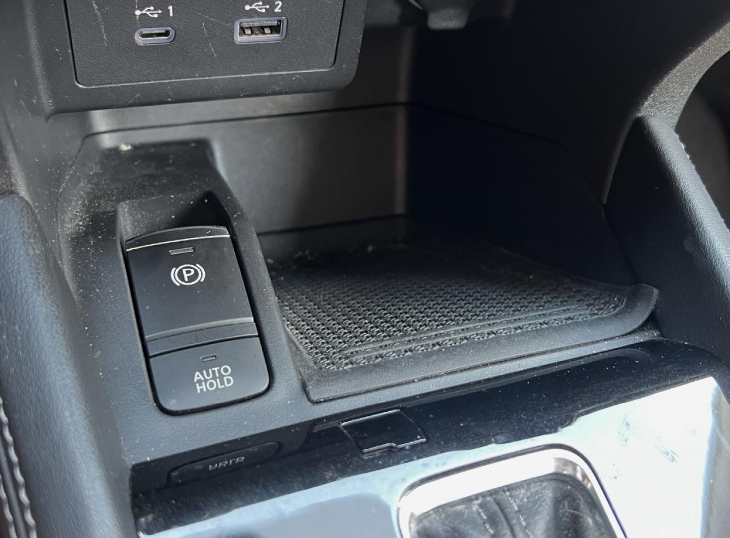 2021 BLUE /Black Cloth Nissan Kicks SV (3N1CP5CV5ML) with an 1.6L 4 Cyl. engine, CVT transmission, located at 506 S. Kingshighway, Cape Girardeau, MO, 63703, (573) 235-5000, 37.294991, -89.553635 - 2021 Nissan Kicks SV 46xxx miles Front Wheel Drive 1.6L 4 Cyl. Automatic Backup Camera Bluetooth Cruise Remote Start Power Windows/Locks/Mirrors We have financing available and we accept trades! Fill out a credit application on our website or come by today! If you have any questions, give - Photo#26