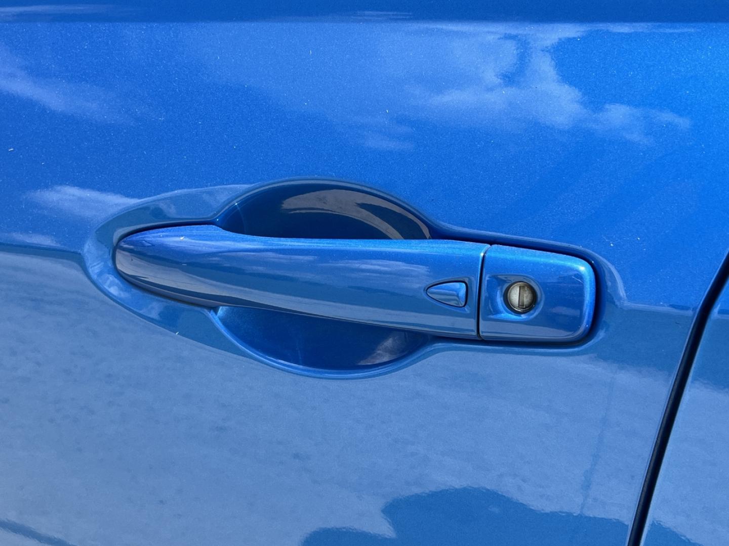 2021 BLUE /Black Cloth Nissan Kicks SV (3N1CP5CV5ML) with an 1.6L 4 Cyl. engine, CVT transmission, located at 506 S. Kingshighway, Cape Girardeau, MO, 63703, (573) 235-5000, 37.294991, -89.553635 - 2021 Nissan Kicks SV 46xxx miles Front Wheel Drive 1.6L 4 Cyl. Automatic Backup Camera Bluetooth Cruise Remote Start Power Windows/Locks/Mirrors We have financing available and we accept trades! Fill out a credit application on our website or come by today! If you have any questions, give - Photo#28