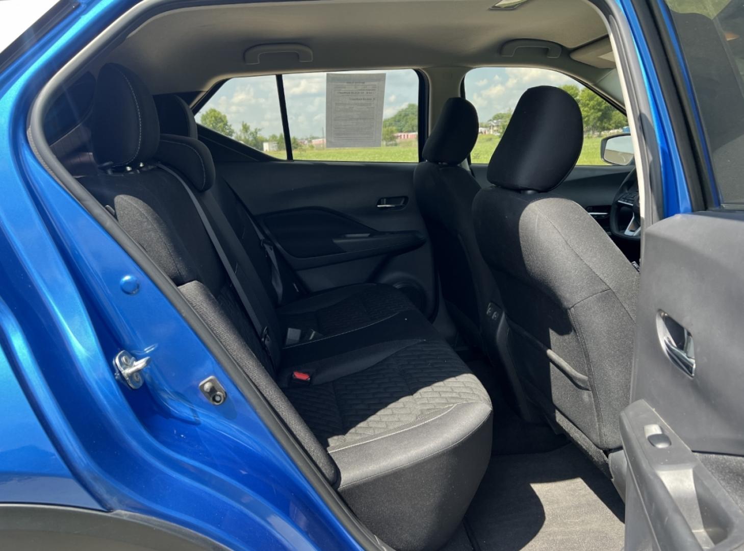 2021 BLUE /Black Cloth Nissan Kicks SV (3N1CP5CV5ML) with an 1.6L 4 Cyl. engine, CVT transmission, located at 506 S. Kingshighway, Cape Girardeau, MO, 63703, (573) 235-5000, 37.294991, -89.553635 - 2021 Nissan Kicks SV 46xxx miles Front Wheel Drive 1.6L 4 Cyl. Automatic Backup Camera Bluetooth Cruise Remote Start Power Windows/Locks/Mirrors We have financing available and we accept trades! Fill out a credit application on our website or come by today! If you have any questions, give - Photo#16