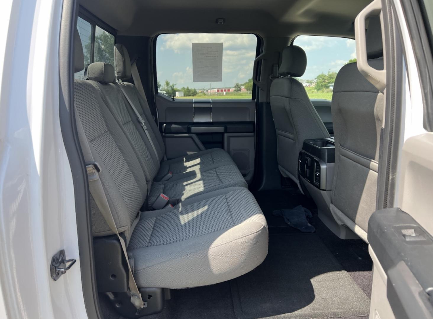 2016 WHITE /Gray Cloth Ford F-150 XLT SuperCrew 6.5-ft. Bed 4WD (1FTEW1EP7GK) with an 2.7L V6 engine, Automatic transmission, located at 506 S. Kingshighway, Cape Girardeau, MO, 63703, (573) 235-5000, 37.294994, -89.556206 - 2016 Ford F-150 XLT Local 1-Owner Only 97xxx miles 4x4 2.7L V6 Automatic Backup Camera Power/Heated Seats Bluetooth Remote Start Cruise Power Windows/Locks/Mirrors We have financing available and we accept trades! Fill out a credit application on our website or come by today! If you hav - Photo#19