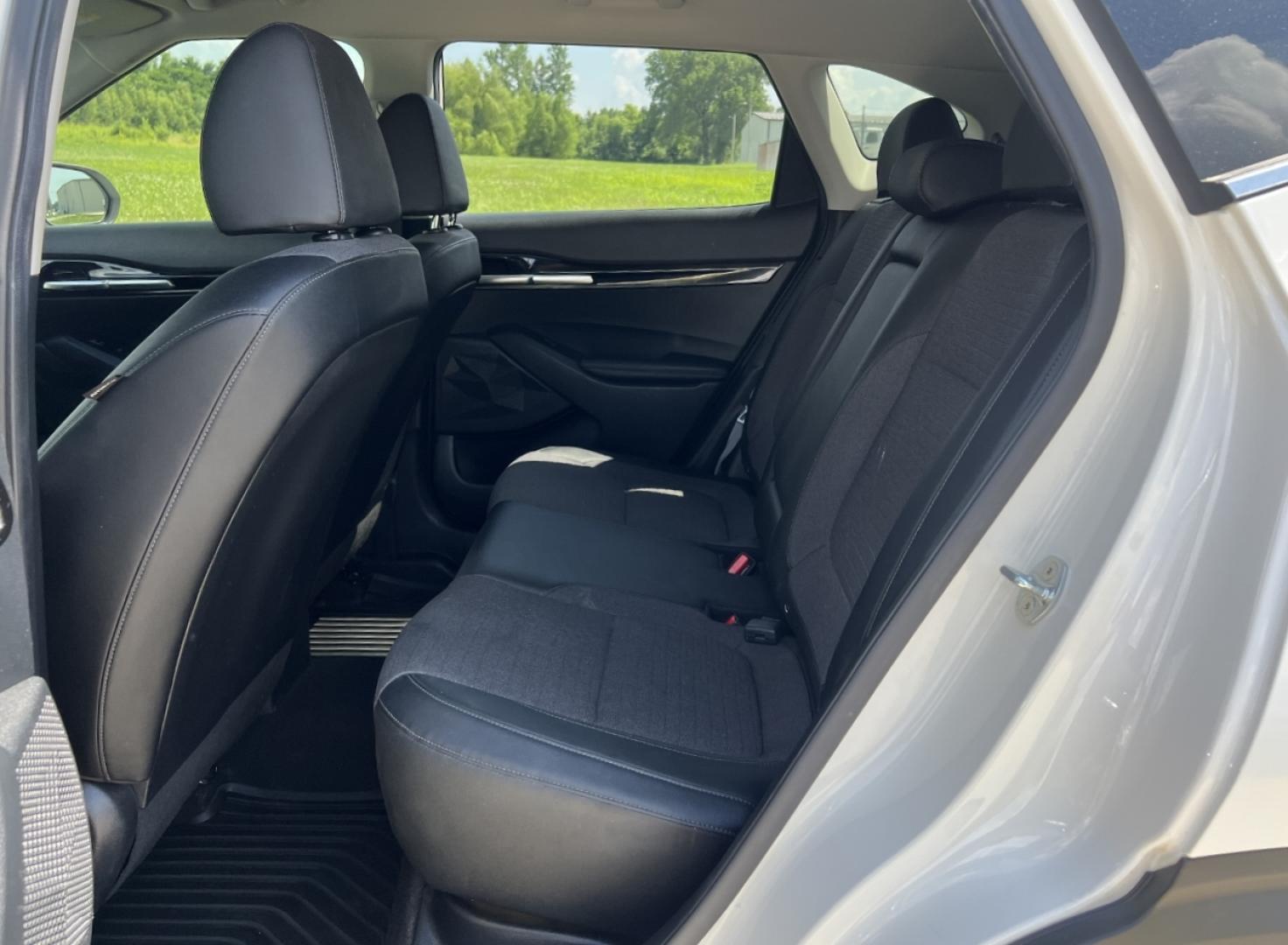 2021 WHITE /Gray Cloth Kia Seltos S AWD (KNDEUCAA3M7) with an 2.0L 4 Cyl. engine, CVT transmission, located at 506 S. Kingshighway, Cape Girardeau, MO, 63703, (573) 235-5000, 37.294994, -89.556206 - 2021 Kia Seltos S 1-Owner 67xxx miles All Wheel Drive 2.0L 4 Cyl. Automatic Backup Camera Heated Seats Bluetooth Cruise Power Windows/Locks/Mirrors We have financing available and we accept trades! Fill out a credit application on our website or come by today! If you have any questions, - Photo#15
