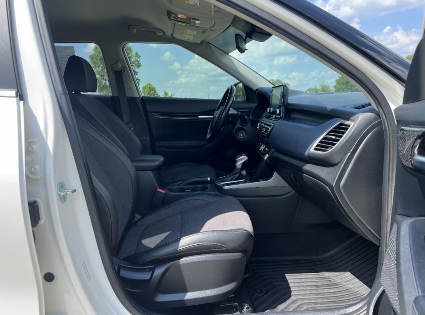 2021 WHITE /Gray Cloth Kia Seltos S AWD (KNDEUCAA3M7) with an 2.0L 4 Cyl. engine, CVT transmission, located at 506 S. Kingshighway, Cape Girardeau, MO, 63703, (573) 235-5000, 37.294994, -89.556206 - 2021 Kia Seltos S 1-Owner 67xxx miles All Wheel Drive 2.0L 4 Cyl. Automatic Backup Camera Heated Seats Bluetooth Cruise Power Windows/Locks/Mirrors We have financing available and we accept trades! Fill out a credit application on our website or come by today! If you have any questions, - Photo#14