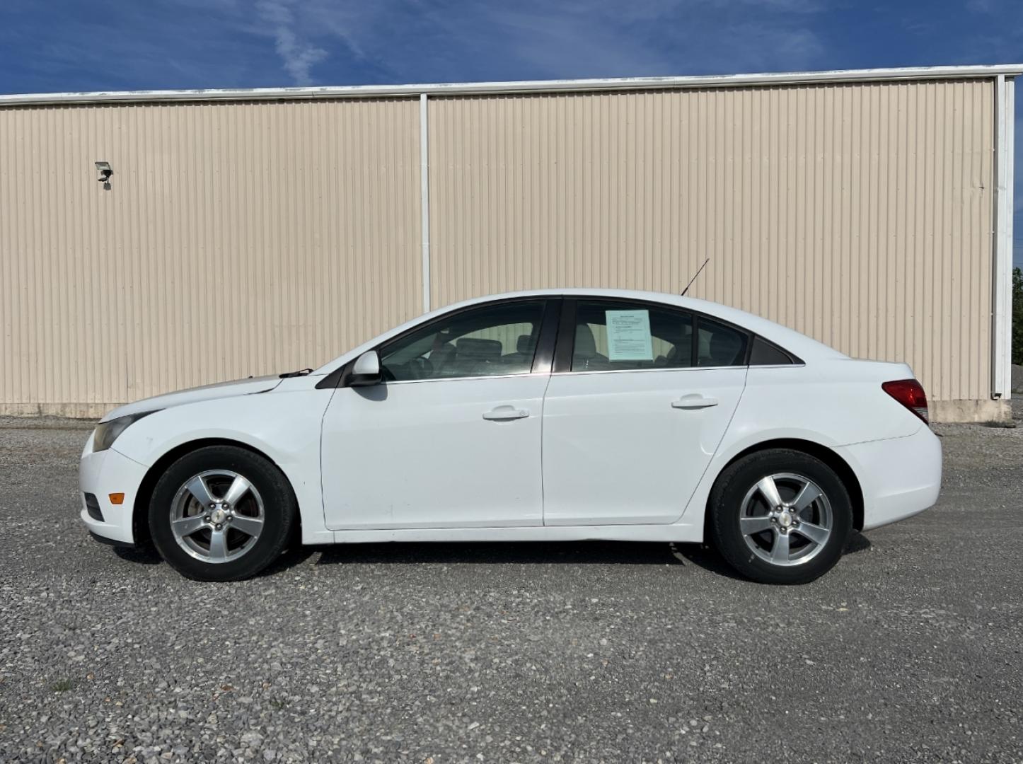 2012 WHITE /Gray Cloth Chevrolet Cruze LT (1G1PE5SC9C7) with an 1.4L 4 Cyl. Turbo engine, Automatic transmission, located at 2990 Old Orchard Rd., Jackson, MO, 63755, 37.354214, -89.612106 - We have financing available and we accept trades! Fill out a credit application on our website or come by today! If you have any questions, give us a call at (573) 204-7777 or visit our website at firstautocredit.com. - Photo#3