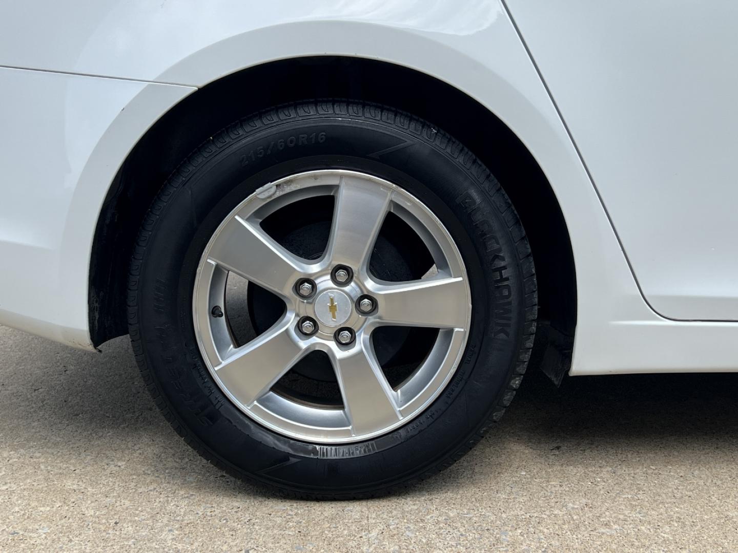 2012 WHITE /Gray Cloth Chevrolet Cruze LT (1G1PE5SC9C7) with an 1.4L 4 Cyl. Turbo engine, Automatic transmission, located at 2990 Old Orchard Rd., Jackson, MO, 63755, 37.354214, -89.612106 - 2012 Chevrolet Cruze LT 141xxx miles Front Wheel Drive 1.4L 4 Cyl. Automatic Cruise Power Windows/Locks/Mirrors We have financing available and we accept trades! Fill out a credit application on our website or come by today! If you have any questions, give us a call at (573) 204-7777 or visi - Photo#29