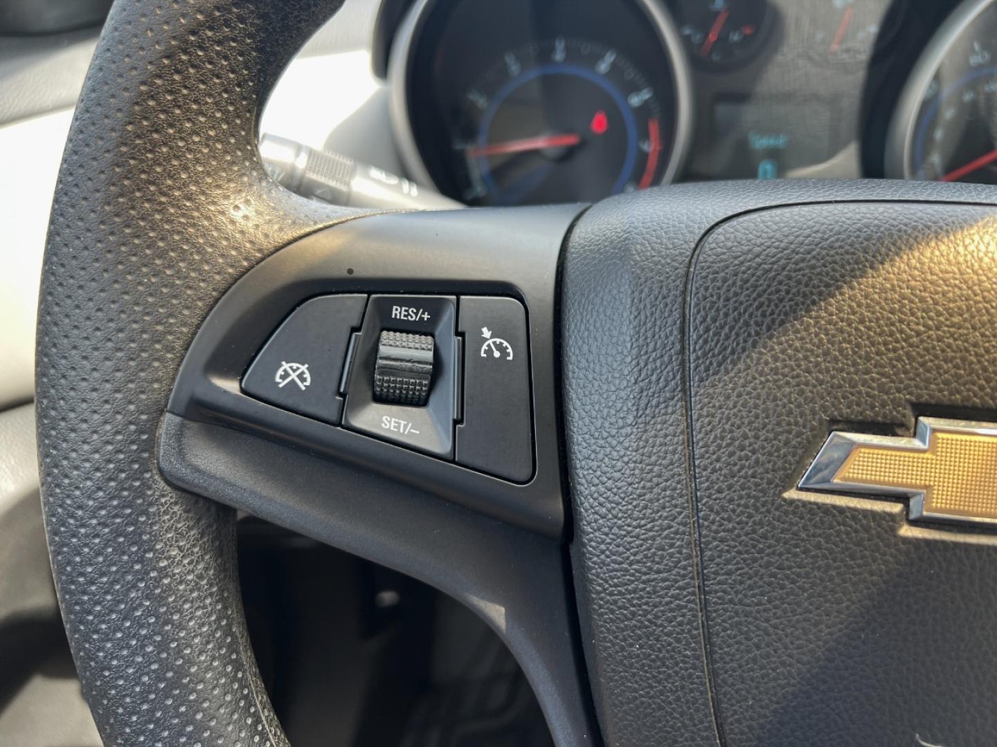 2012 WHITE /Gray Cloth Chevrolet Cruze LT (1G1PE5SC9C7) with an 1.4L 4 Cyl. Turbo engine, Automatic transmission, located at 2990 Old Orchard Rd., Jackson, MO, 63755, 37.354214, -89.612106 - 2012 Chevrolet Cruze LT 141xxx miles Front Wheel Drive 1.4L 4 Cyl. Automatic Cruise Power Windows/Locks/Mirrors We have financing available and we accept trades! Fill out a credit application on our website or come by today! If you have any questions, give us a call at (573) 204-7777 or visi - Photo#18