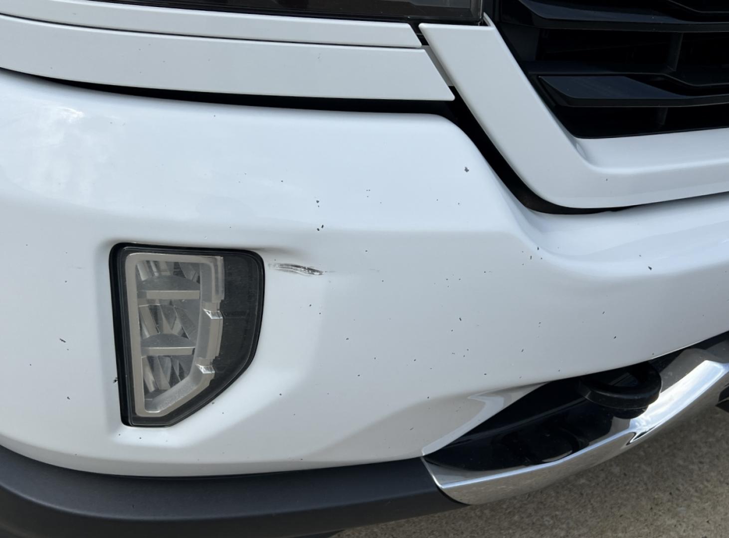 2017 WHITE /Black Cloth Chevrolet Silverado 1500 LT Double Cab 4WD (1GCVKREC8HZ) with an 5.3L V8 engine, Automatic transmission, located at 2990 Old Orchard Rd., Jackson, MO, 63755, 37.354214, -89.612106 - 2017 Chevrolet Silverado 1500 LT Z71 Off Road 105xxx miles 4x4 5.3L V8 Automatic Navigation Backup Camera Power Driver Seat Heated Seats Bluetooth Remote Start Cruise Power Windows/Locks/Mirrors We have financing available and we accept trades! Fill out a credit application on our websi - Photo#37