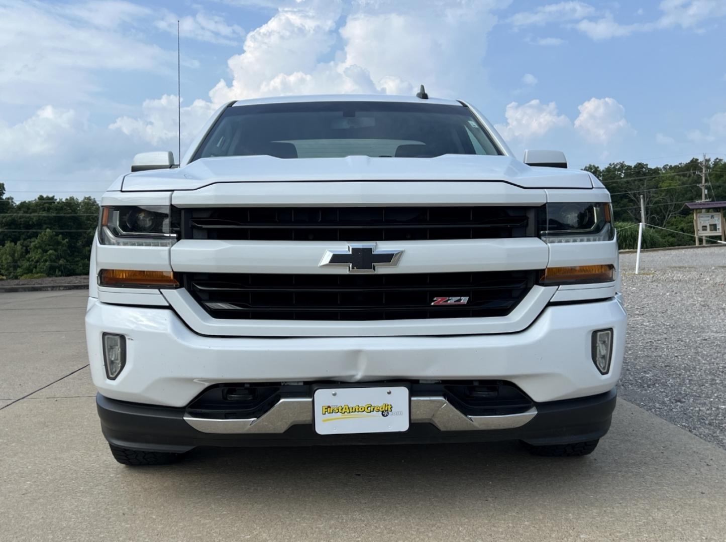 2017 WHITE /Black Cloth Chevrolet Silverado 1500 LT Double Cab 4WD (1GCVKREC8HZ) with an 5.3L V8 engine, Automatic transmission, located at 2990 Old Orchard Rd., Jackson, MO, 63755, 37.354214, -89.612106 - 2017 Chevrolet Silverado 1500 LT Z71 Off Road 105xxx miles 4x4 5.3L V8 Automatic Navigation Backup Camera Power Driver Seat Heated Seats Bluetooth Remote Start Cruise Power Windows/Locks/Mirrors We have financing available and we accept trades! Fill out a credit application on our websi - Photo#13