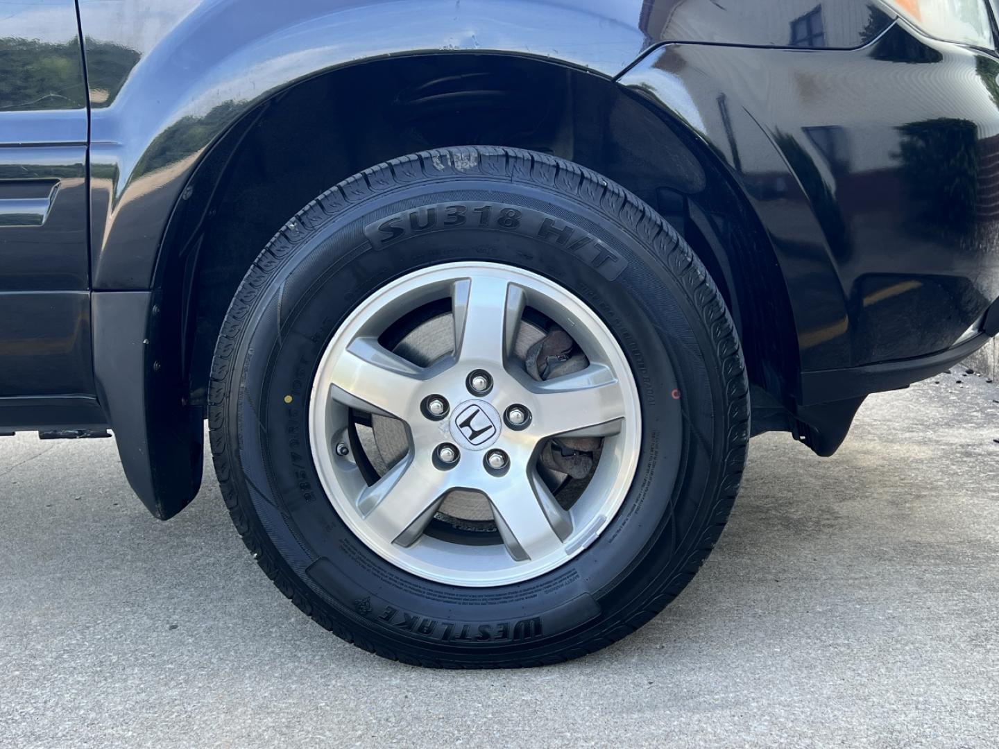 2007 BLACK /Tan Leather Honda Pilot EX-L 4WD AT (5FNYF18527B) with an 3.5L V6 engine, Automatic transmission, located at 2990 Old Orchard Rd., Jackson, MO, 63755, 37.354214, -89.612106 - 2007 Honda Pilot EX-L 134xxx miles 4 Wheel Drive 3.5L V6 Automatic Leather 3rd Row Power Driver Seat Heated Seats Sunroof Cruise Power Windows/Locks/Mirrors We have financing available and we accept trades! Fill out a credit application on our website or come by today! If you have any q - Photo#37