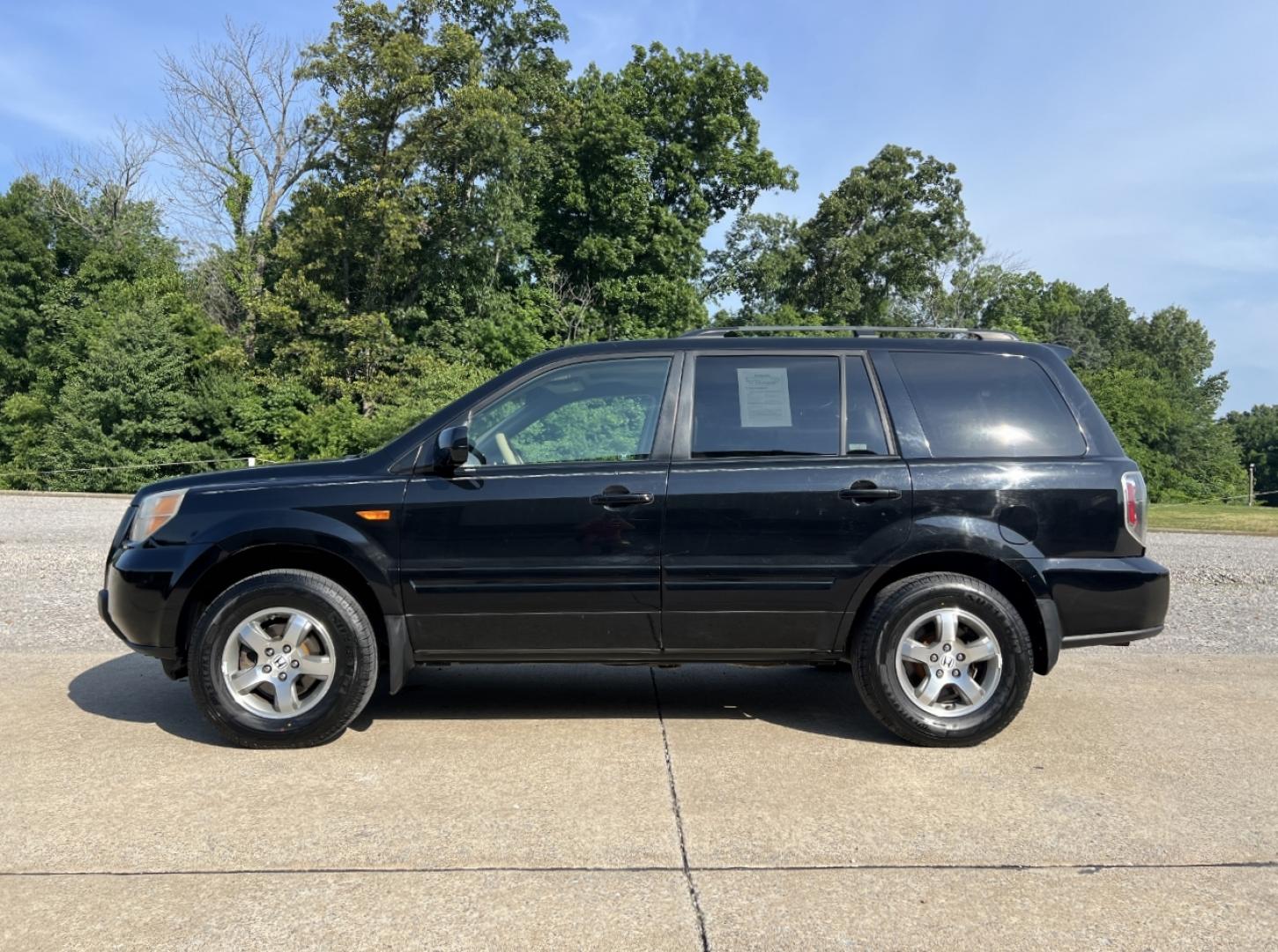 2007 BLACK /Tan Leather Honda Pilot EX-L 4WD AT (5FNYF18527B) with an 3.5L V6 engine, Automatic transmission, located at 2990 Old Orchard Rd., Jackson, MO, 63755, 37.354214, -89.612106 - 2007 Honda Pilot EX-L 134xxx miles 4 Wheel Drive 3.5L V6 Automatic Leather 3rd Row Power Driver Seat Heated Seats Sunroof Cruise Power Windows/Locks/Mirrors We have financing available and we accept trades! Fill out a credit application on our website or come by today! If you have any q - Photo#7