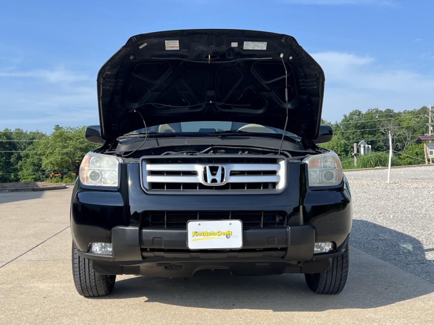 2007 BLACK /Tan Leather Honda Pilot EX-L 4WD AT (5FNYF18527B) with an 3.5L V6 engine, Automatic transmission, located at 2990 Old Orchard Rd., Jackson, MO, 63755, 37.354214, -89.612106 - 2007 Honda Pilot EX-L 134xxx miles 4 Wheel Drive 3.5L V6 Automatic Leather 3rd Row Power Driver Seat Heated Seats Sunroof Cruise Power Windows/Locks/Mirrors We have financing available and we accept trades! Fill out a credit application on our website or come by today! If you have any q - Photo#31