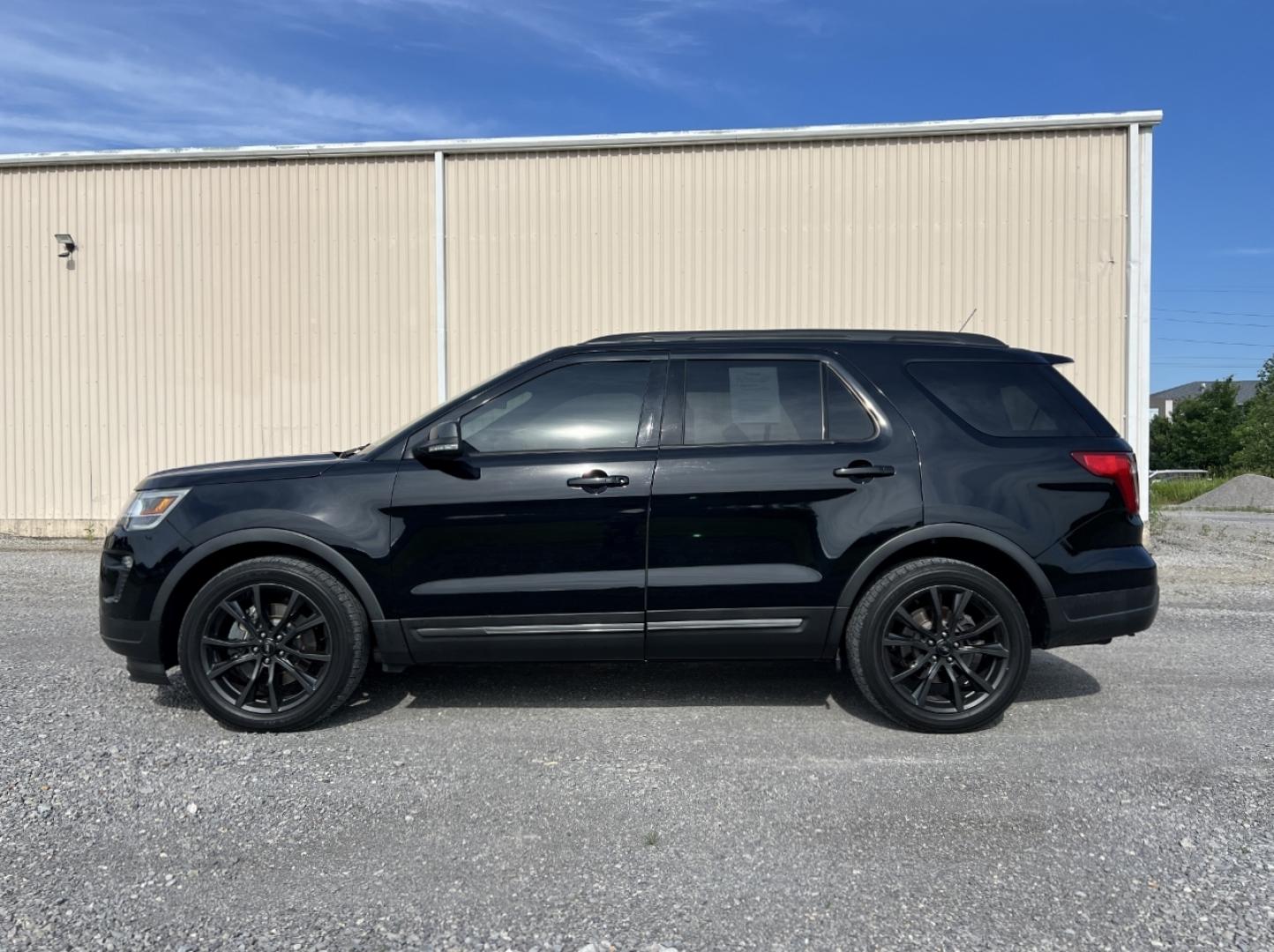 2018 BLACK /Black Ford Explorer XLT FWD (1FM5K7DH8JG) with an 2.3L 4 Cyl. engine, Automatic transmission, located at 2990 Old Orchard Rd., Jackson, MO, 63755, 37.354214, -89.612106 - We have financing available and we accept trades! Fill out a credit application on our website or come by today! If you have any questions, give us a call at (573) 204-7777 or visit our website at firstautocredit.com. - Photo#9