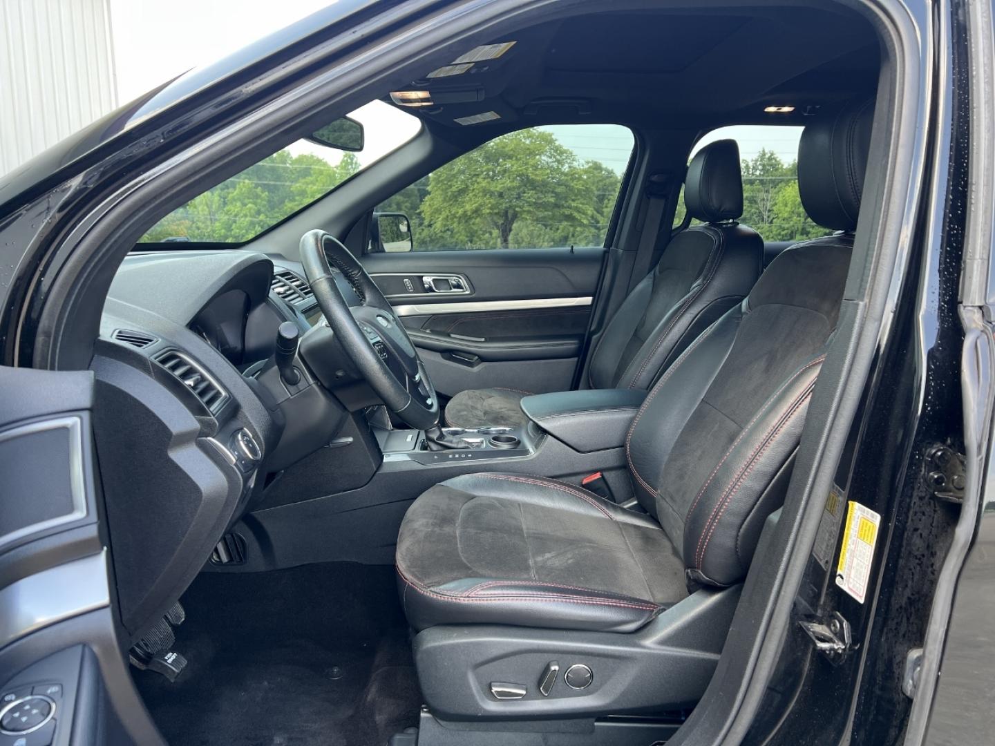 2018 BLACK /Black Suede/Leather Ford Explorer XLT FWD (1FM5K7DH8JG) with an 2.3L 4 Cyl. engine, Automatic transmission, located at 2990 Old Orchard Rd., Jackson, MO, 63755, 37.354214, -89.612106 - 2018 Ford Explorer XLT 98xxx miles Front Wheel Drive 2.3L 4 Cyl. Automatic Leather/Suede 3rd Row Backup Camera Power/Heated Seats Heated Steering Wheel Sunroof Bluetooth Remote Start Cruise Power Windows/Locks/Mirrors We have financing available and we accept trades! Fill out a credit - Photo#16