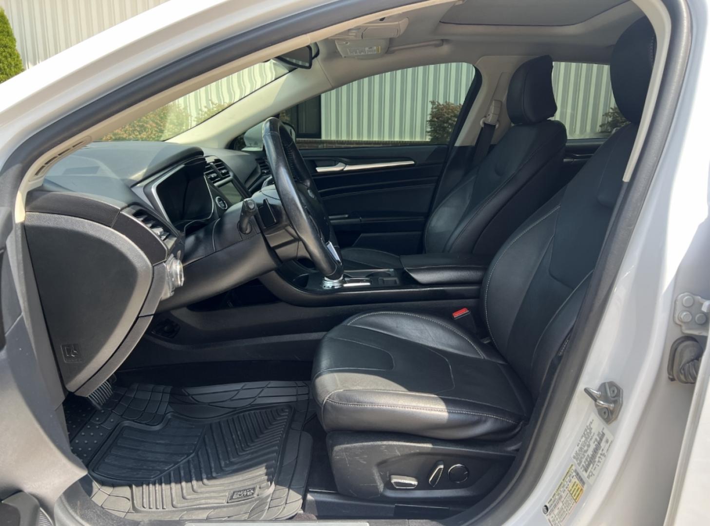 2020 WHITE /Black Leather Ford Fusion Titanium AWD (3FA6P0D97LR) with an 2.0L 4 Cyl. engine, Automatic transmission, located at 2990 Old Orchard Rd., Jackson, MO, 63755, 37.354214, -89.612106 - 2020 Ford Fusion Titanium 111xxx miles All Wheel Drive 2.0L 4 Cyl. Automatic Leather Navigation Power/Heated/Cooled Seats Backup Camera Sunroof Bluetooth Remote Start Cruise Power Windows/Locks/Mirrors We have financing available and we accept trades! Fill out a credit application on o - Photo#15