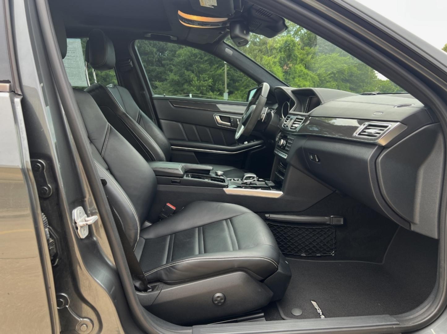 2015 GRAY /Black Leather Mercedes-Benz E-Class Wagon E63 AMG (WDDHF7GB1FB) with an 5.5L V8 engine, Automatic transmission, located at 2990 Old Orchard Rd., Jackson, MO, 63755, 37.354214, -89.612106 - 2015 Mercedes-Benz E-Class E63 AMG 169xxx miles All Wheel Drive 5.5L V8 Automatic Leather Navigation Power/Heated/Cooled Seats Backup Camera Sunroof Bluetooth Cruise Power Windows/Locks/Mirrors We have financing available and we accept trades! Fill out a credit application on our websit - Photo#18