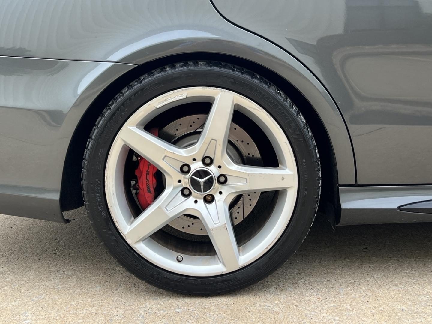 2015 GRAY /Black Leather Mercedes-Benz E-Class Wagon E63 AMG (WDDHF7GB1FB) with an 5.5L V8 engine, Automatic transmission, located at 2990 Old Orchard Rd., Jackson, MO, 63755, 37.354214, -89.612106 - 2015 Mercedes-Benz E-Class E63 AMG 169xxx miles All Wheel Drive 5.5L V8 Automatic Leather Navigation Power/Heated/Cooled Seats Backup Camera Sunroof Bluetooth Cruise Power Windows/Locks/Mirrors We have financing available and we accept trades! Fill out a credit application on our websit - Photo#42