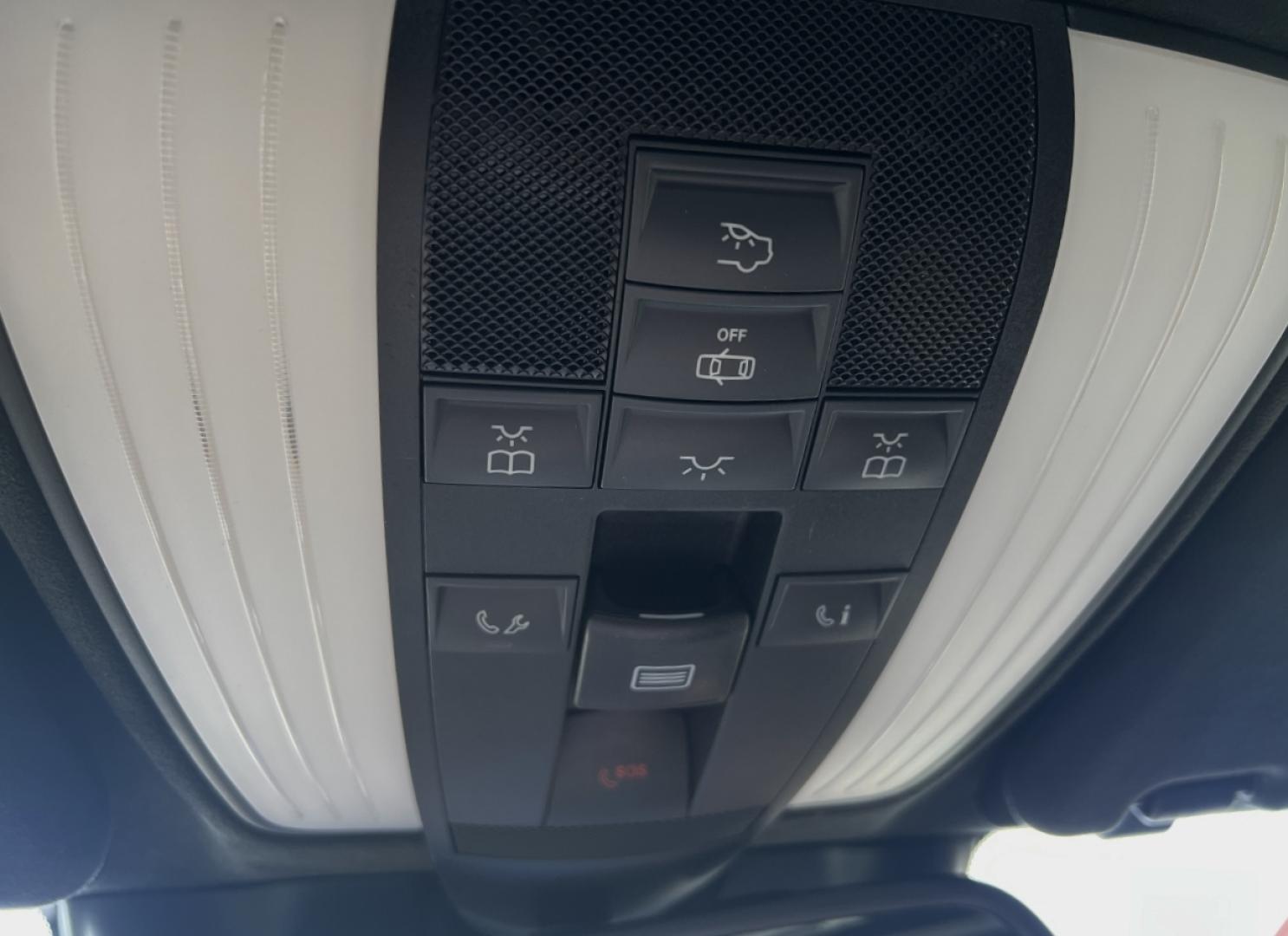 2015 GRAY /Black Leather Mercedes-Benz E-Class Wagon E63 AMG (WDDHF7GB1FB) with an 5.5L V8 engine, Automatic transmission, located at 2990 Old Orchard Rd., Jackson, MO, 63755, 37.354214, -89.612106 - 2015 Mercedes-Benz E-Class E63 AMG 169xxx miles All Wheel Drive 5.5L V8 Automatic Leather Navigation Power/Heated/Cooled Seats Backup Camera Sunroof Bluetooth Cruise Power Windows/Locks/Mirrors We have financing available and we accept trades! Fill out a credit application on our websit - Photo#32