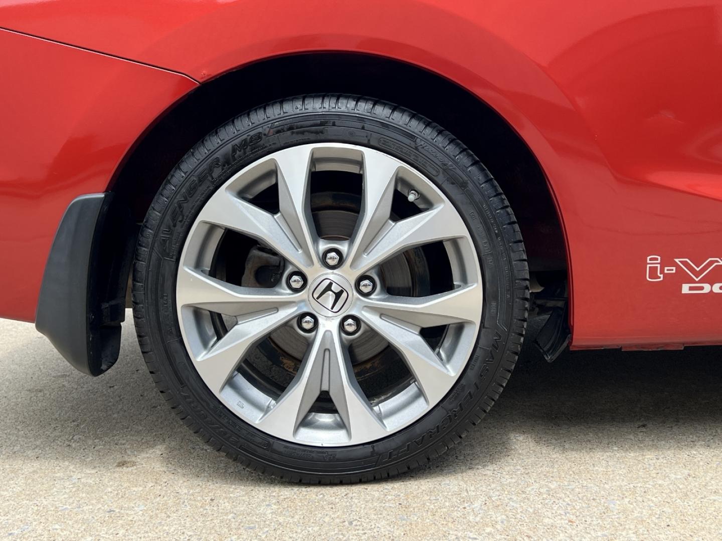 2012 ORANGE /Black Cloth Honda Civic Si Coupe 6-Speed MT (2HGFG4A54CH) with an 2.0L 4 Cyl. engine, 6-Speed Manual transmission, located at 506 S. Kingshighway, Cape Girardeau, MO, 63703, (573) 235-5000, 37.294994, -89.556206 - 2012 Honda Civic Si 134xxx miles Front Wheel Drive 2.4L 4 Cyl. 6-Speed Manual Sunroof Bluetooth Cruise Power Windows/Locks/Mirrors We have financing available and we accept trades! Fill out a credit application on our website or come by today! If you have any questions, give us a call at ( - Photo#33