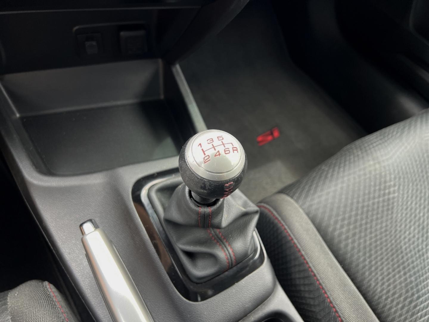 2012 ORANGE /Black Cloth Honda Civic Si Coupe 6-Speed MT (2HGFG4A54CH) with an 2.0L 4 Cyl. engine, 6-Speed Manual transmission, located at 506 S. Kingshighway, Cape Girardeau, MO, 63703, (573) 235-5000, 37.294994, -89.556206 - 2012 Honda Civic Si 134xxx miles Front Wheel Drive 2.4L 4 Cyl. 6-Speed Manual Sunroof Bluetooth Cruise Power Windows/Locks/Mirrors We have financing available and we accept trades! Fill out a credit application on our website or come by today! If you have any questions, give us a call at ( - Photo#19
