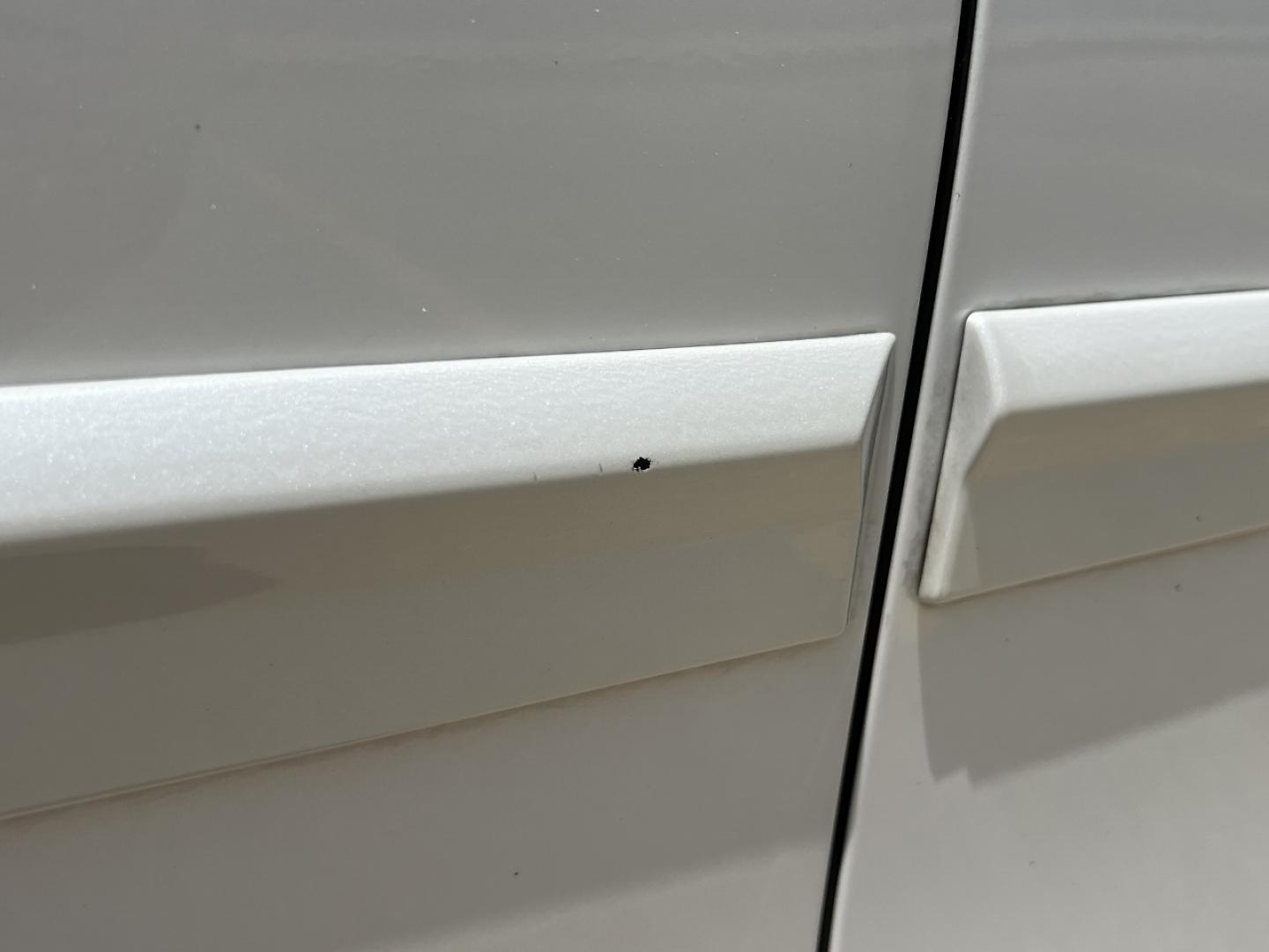 2017 WHITE /Gray Leather Toyota Highlander Limited AWD V6 (5TDDZRFH7HS) with an 3.5L V6 engine, Automatic transmission, located at 2990 Old Orchard Rd., Jackson, MO, 63755, 37.354214, -89.612106 - 2017 Toyota Highlander Limited 1-Owner 161xxx miles All Wheel Drive 3.5L V6 Automatic Leather 3rd Row Navigation Power/Heated/Cooled Seats Backup Camera Sunroof Bluetooth Cruise Power Windows/Locks/Mirrors We have financing available and we accept trades! Fill out a credit application - Photo#45