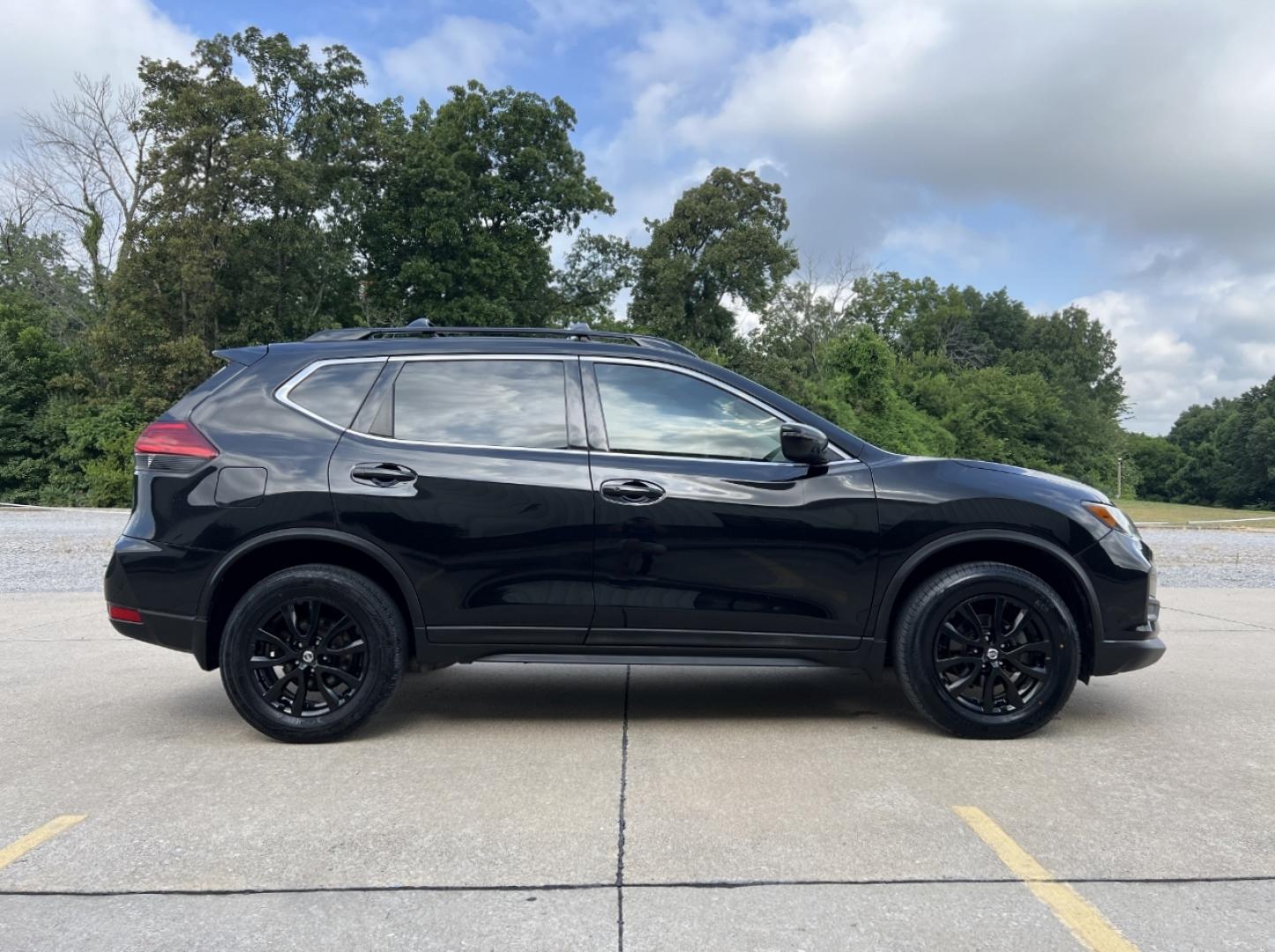 2017 BLACK /Black Cloth Nissan Rogue SV AWD (5N1AT2MV0HC) with an 2.5L 4 Cyl. engine, CVT transmission, located at 2990 Old Orchard Rd., Jackson, MO, 63755, 37.354214, -89.612106 - 2017 Nissan Rogue SV 110xxx miles All Wheel Drive 2.5L 4 Cyl. Automatic Backup Camera Power Driver Seat Heated Seats Remote Start Cruise Power Windows/Locks/Mirrors We have financing available and we accept trades! Fill out a credit application on our website or come by today! If you hav - Photo#9
