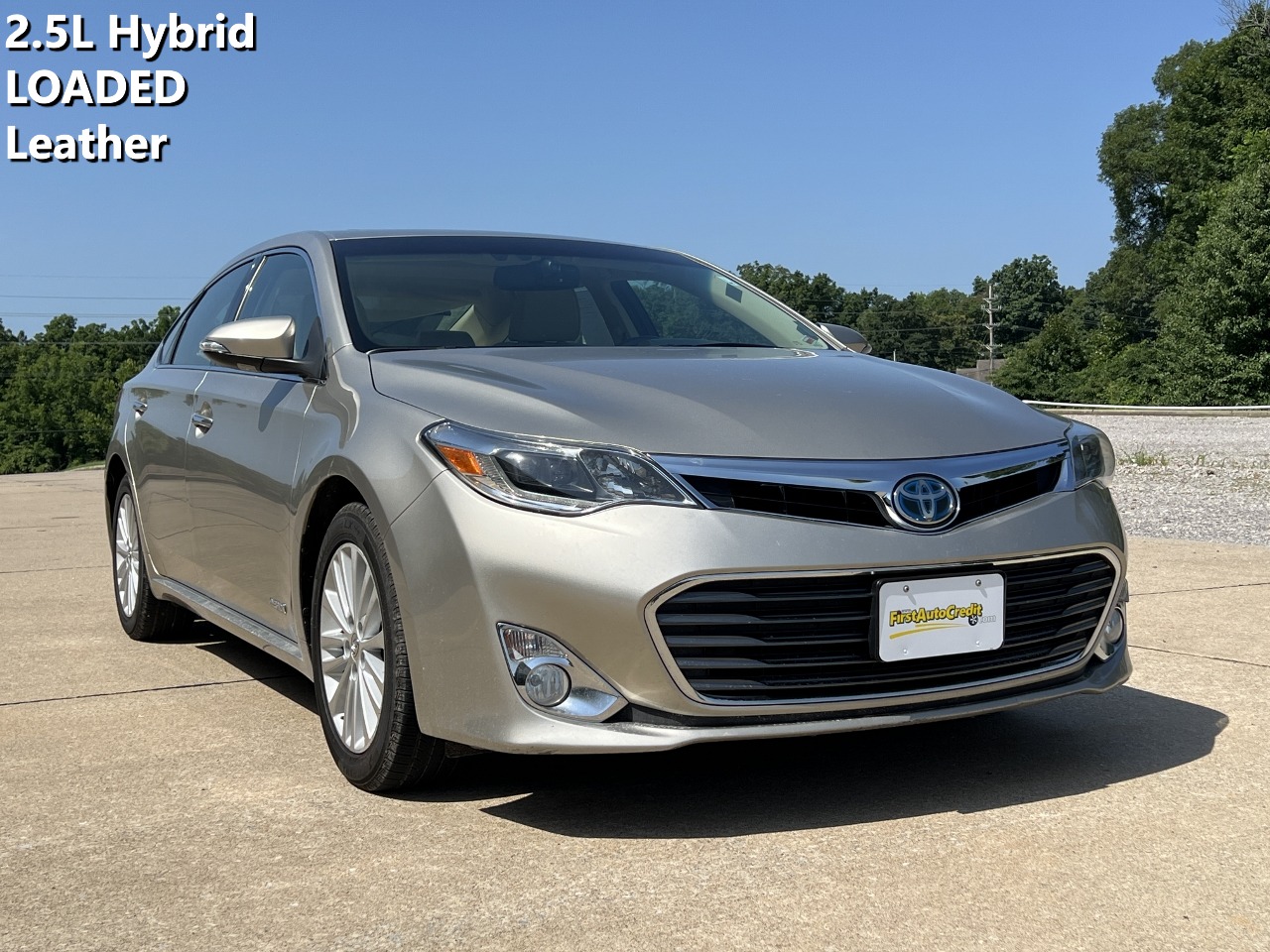 photo of 2013 Toyota Avalon Hybrid Limited