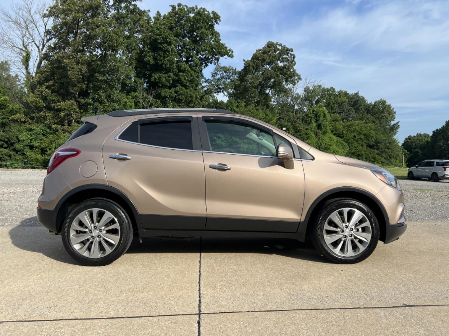 2019 GOLD /Black Leather/Cloth Buick Encore Preferred FWD (KL4CJASB8KB) with an 1.4L 4 Cyl. TURBO engine, Automatic transmission, located at 2990 Old Orchard Rd., Jackson, MO, 63755, 37.354214, -89.612106 - 2019 Buick Encore Preferred 1-Owner Only 57xxx miles Front Wheel Drive 1.4L 4 Cyl. Automatic Backup Camera Power Driver Seat Bluetooth Remote Start Cruise Power Windows/Locks/Mirrors We have financing available and we accept trades! Fill out a credit application on our website or come by - Photo#7
