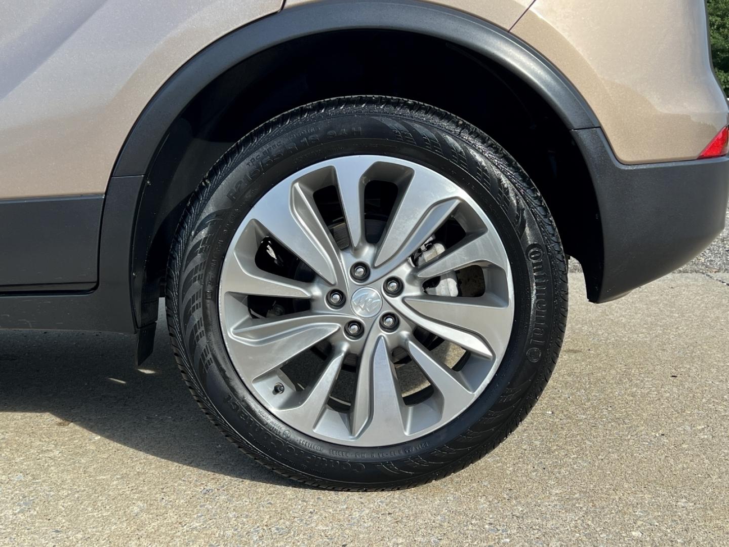 2019 GOLD /Black Leather/Cloth Buick Encore Preferred FWD (KL4CJASB8KB) with an 1.4L 4 Cyl. TURBO engine, Automatic transmission, located at 2990 Old Orchard Rd., Jackson, MO, 63755, 37.354214, -89.612106 - 2019 Buick Encore Preferred 1-Owner Only 57xxx miles Front Wheel Drive 1.4L 4 Cyl. Automatic Backup Camera Power Driver Seat Bluetooth Remote Start Cruise Power Windows/Locks/Mirrors We have financing available and we accept trades! Fill out a credit application on our website or come by - Photo#36