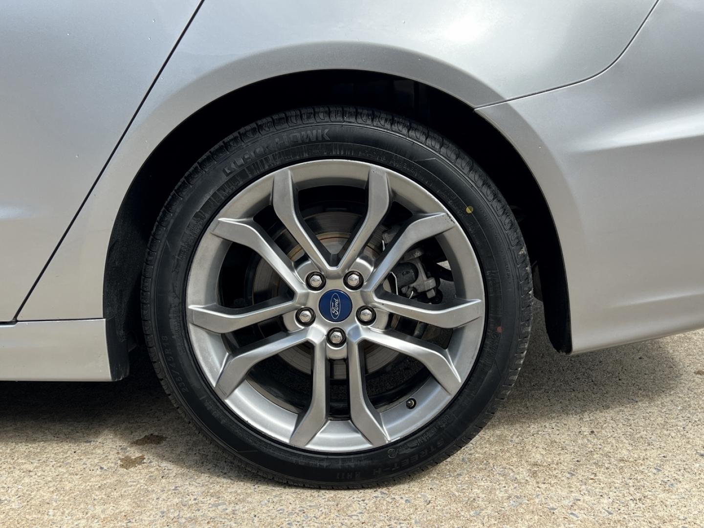 2020 SILVER /Black Leather Ford Fusion SEL (3FA6P0CD1LR) with an 1.5L 4 Cyl. engine, Automatic transmission, located at 506 S. Kingshighway, Cape Girardeau, MO, 63703, (573) 235-5000, 37.294994, -89.556206 - 2020 Ford Fusion SEL 109xxx miles Front Wheel Drive 1.5L 4 Cyl. Automatic Leather Backup Camera Power/Heated Seats Bluetooth Remote Start Cruise Power Windows/Locks/Mirrors We have financing available and we accept trades! Fill out a credit application on our website or come by today! I - Photo#37
